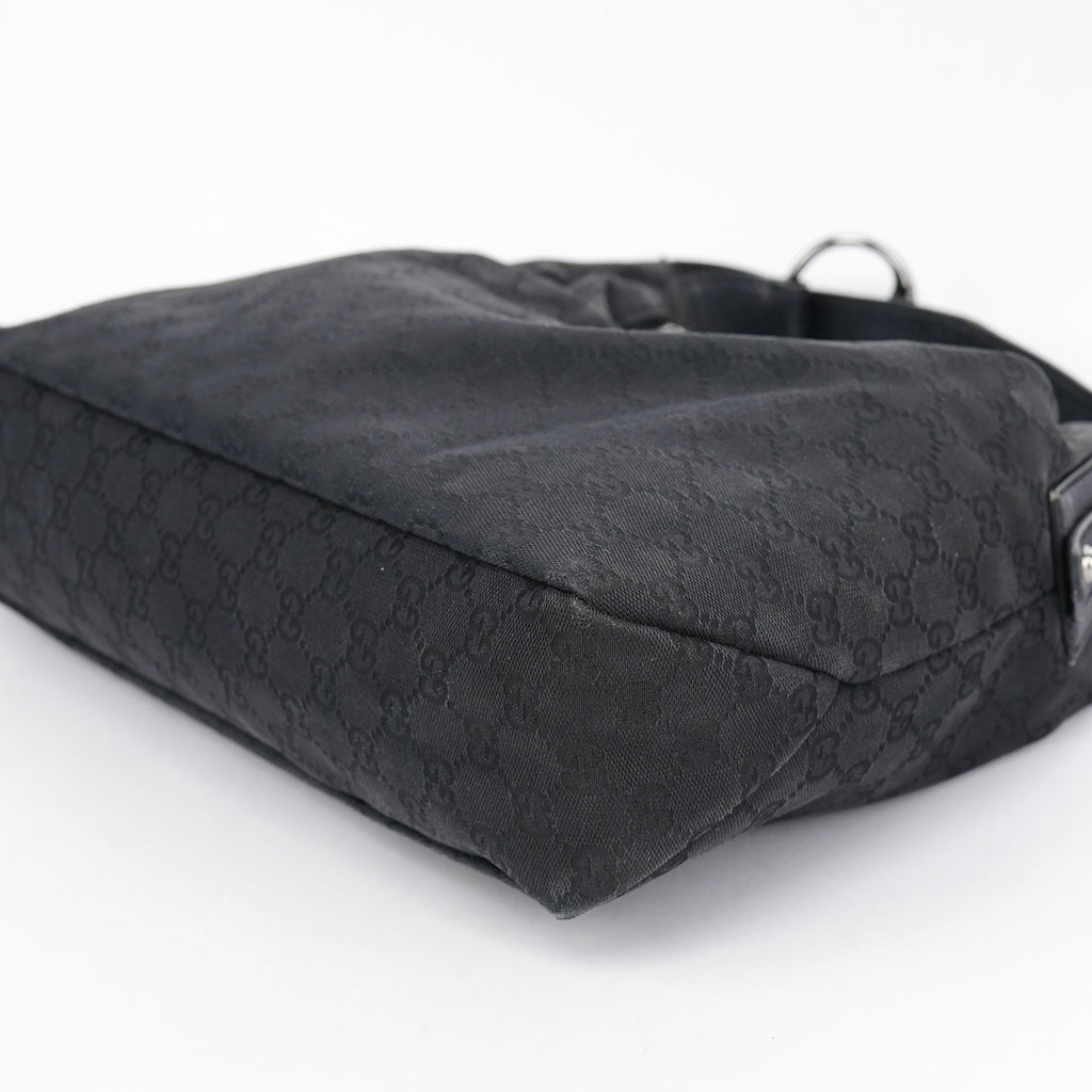 115867 Black GG Horsebit Shoulder Bag