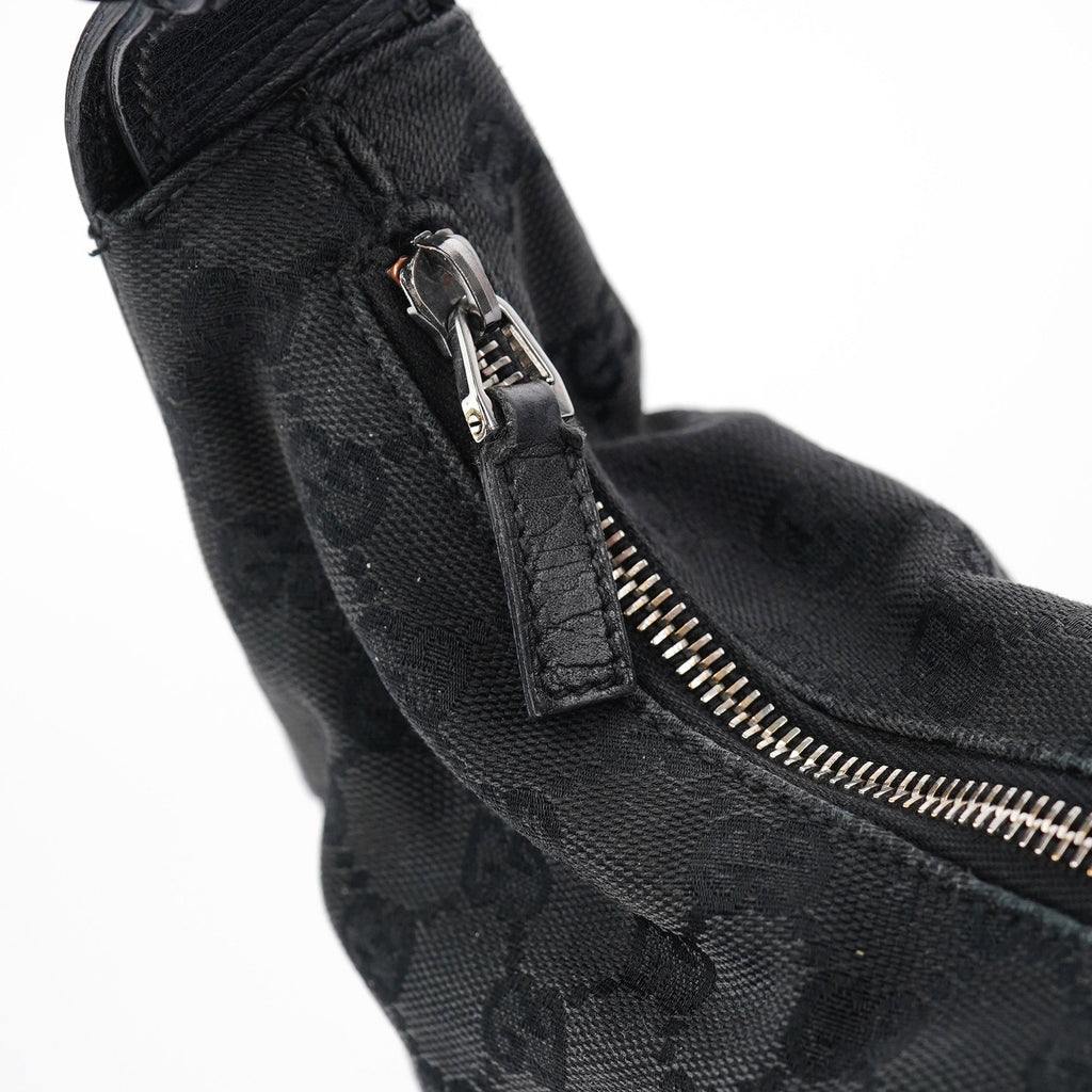 115867 Black GG Horsebit Shoulder Bag