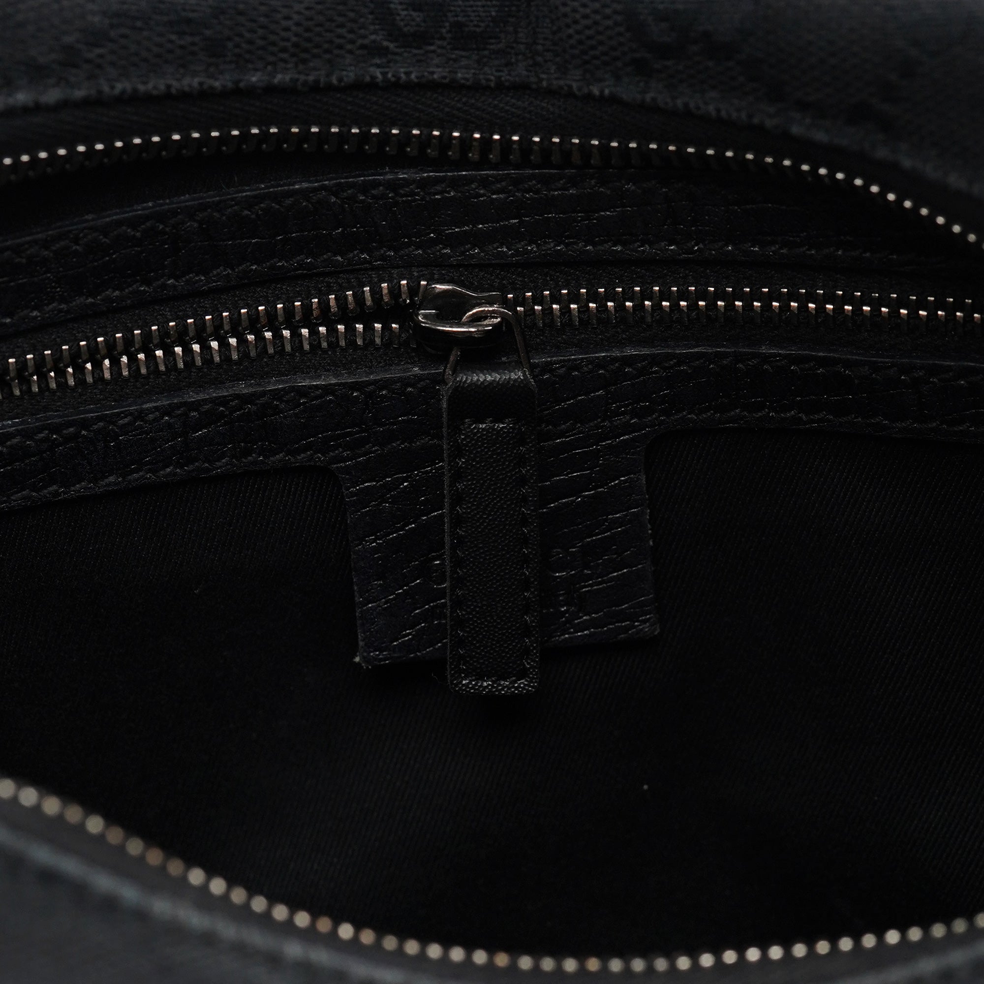 115867 Black GG Horsebit Shoulder Bag