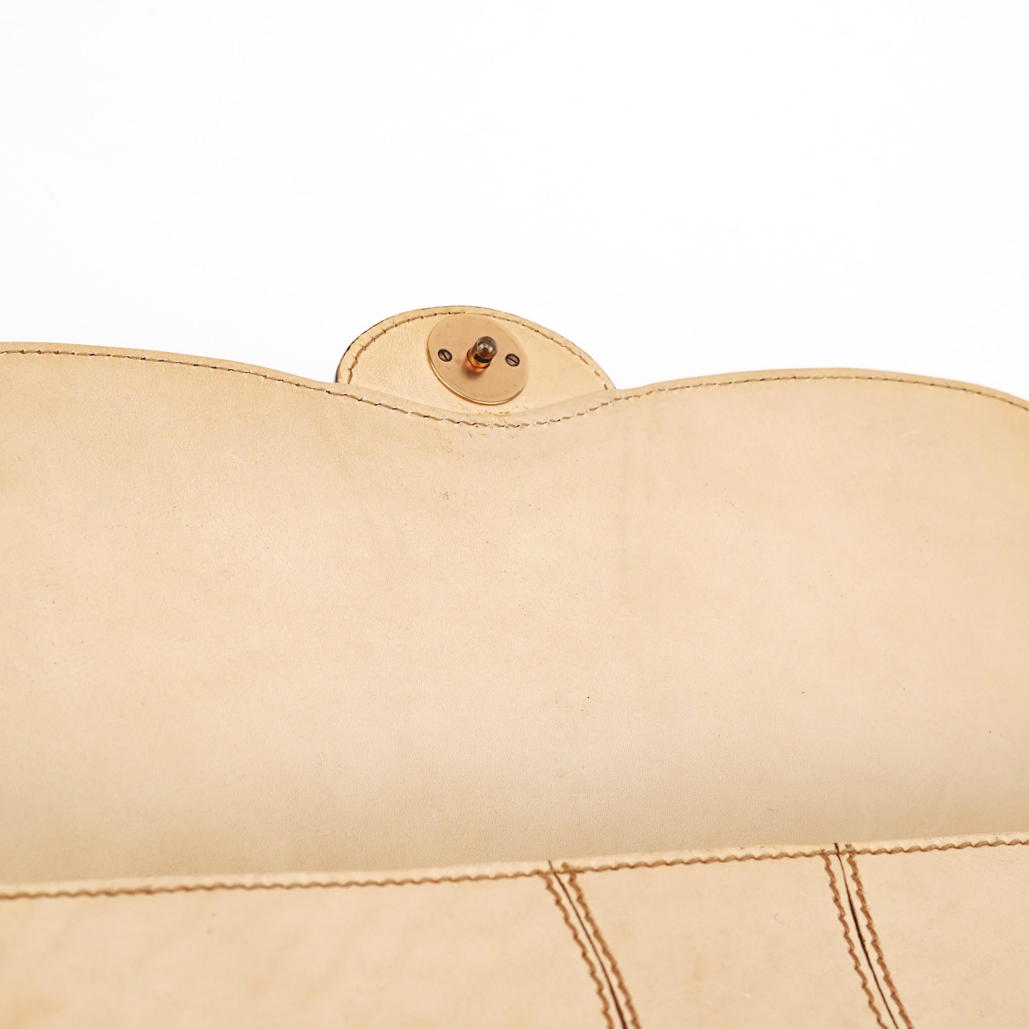 124824 Beige GG Leather Shoulder Bag