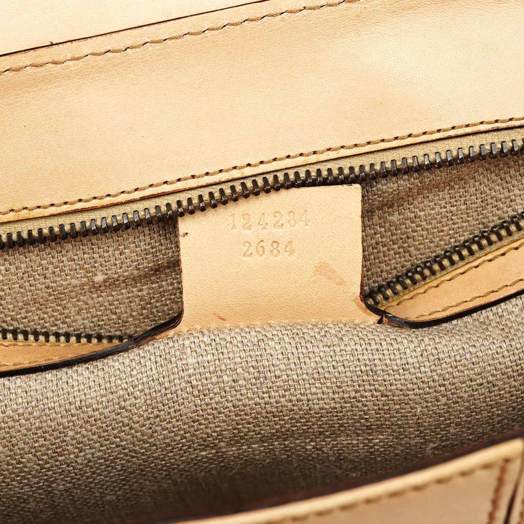 124824 Beige GG Leather Shoulder Bag