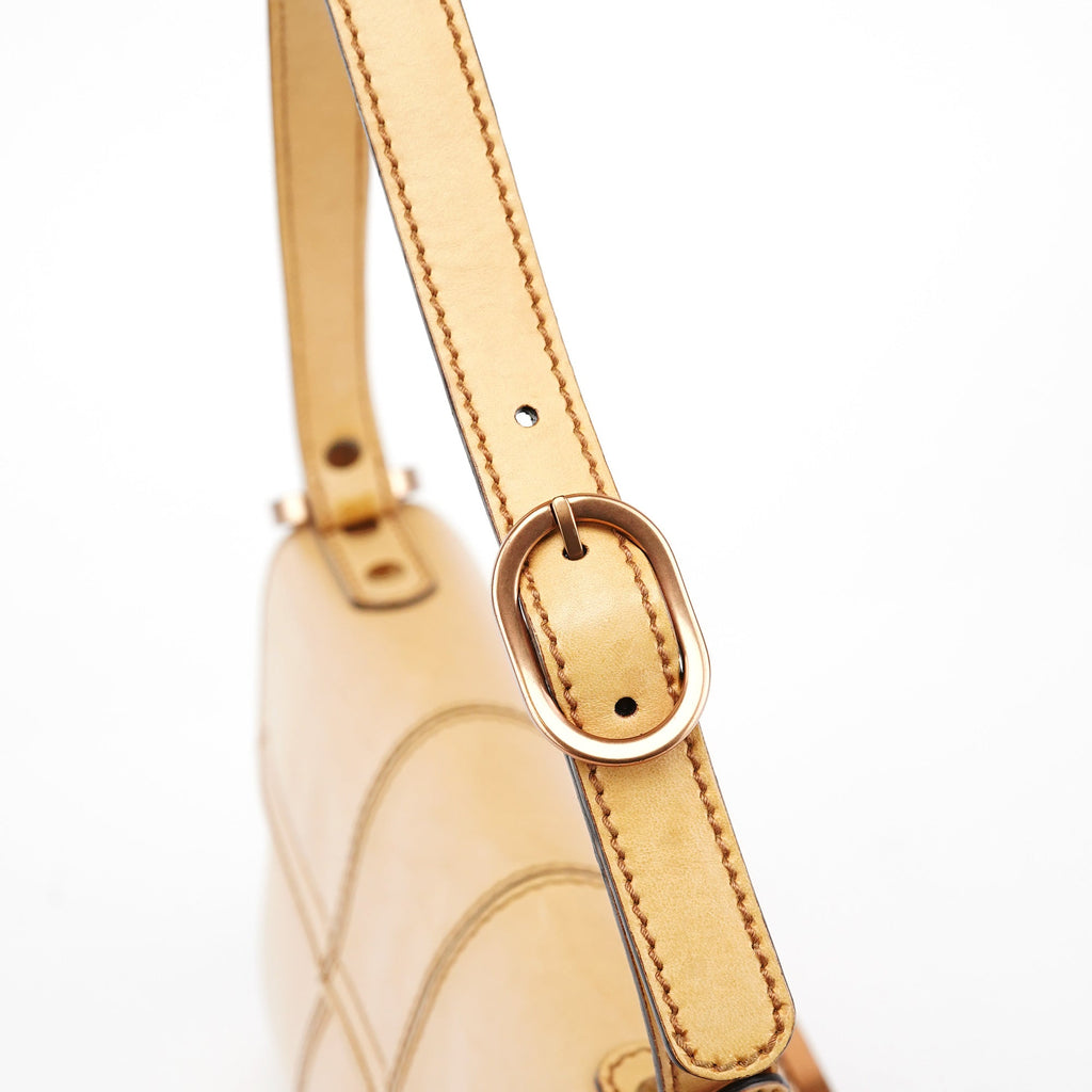 124824 Beige GG Leather Shoulder Bag