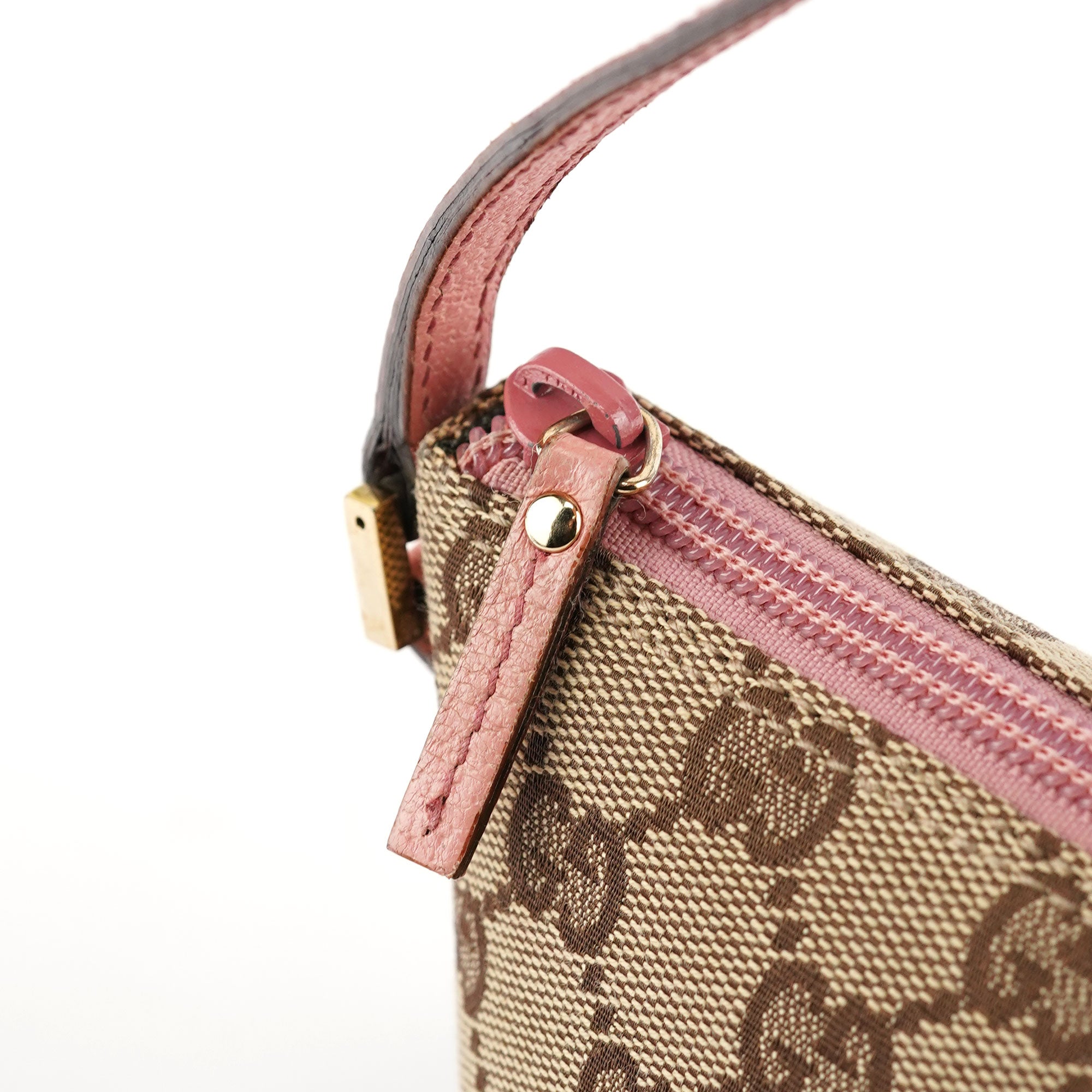 141809 Beige GG Boat Pochette