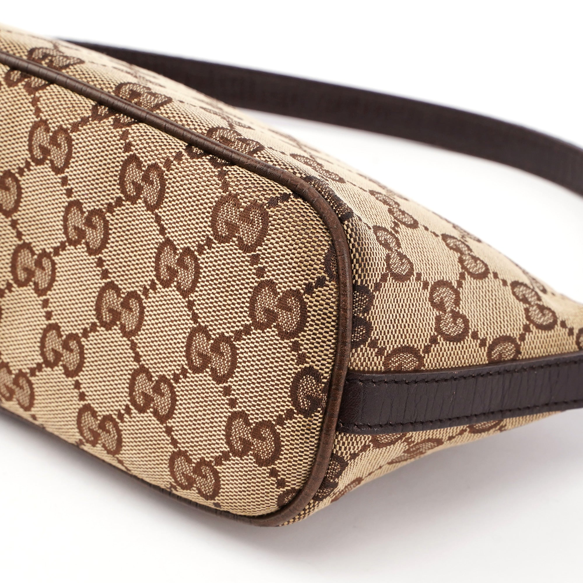 141809 Beige GG Boat Pochette