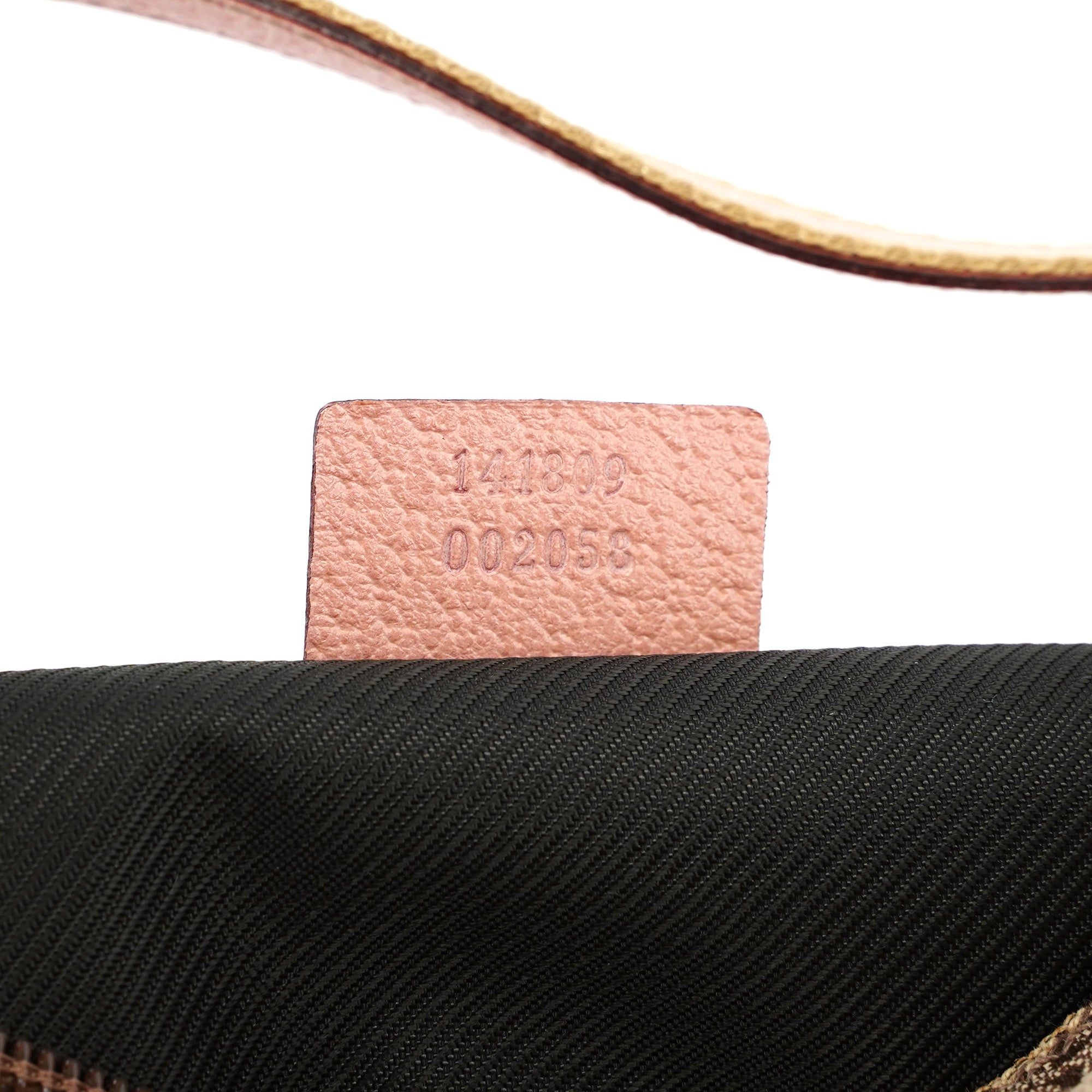 141809 Beige Pink GG Boat Pochette