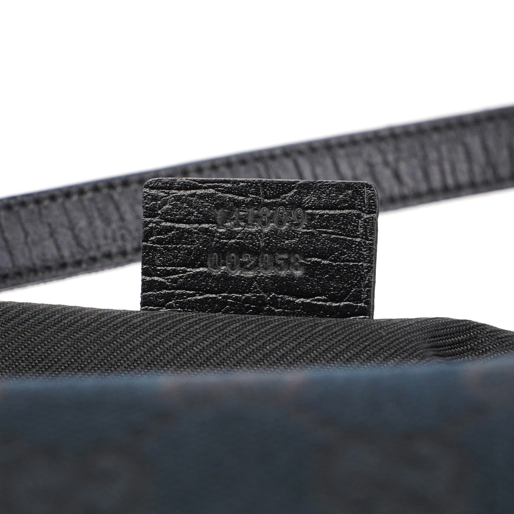 141809 Black GG Boat Pochette