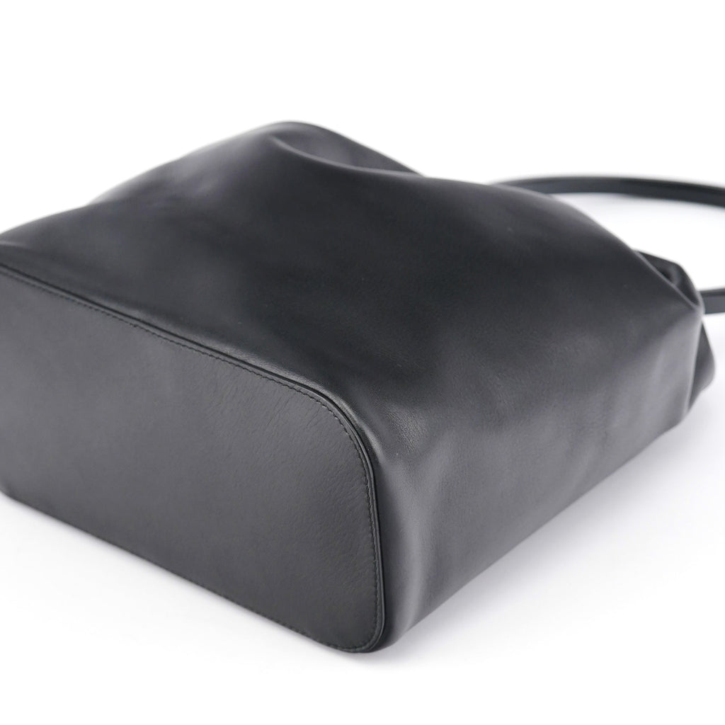 1999 Black Calfskin Loop Shoulder Bag