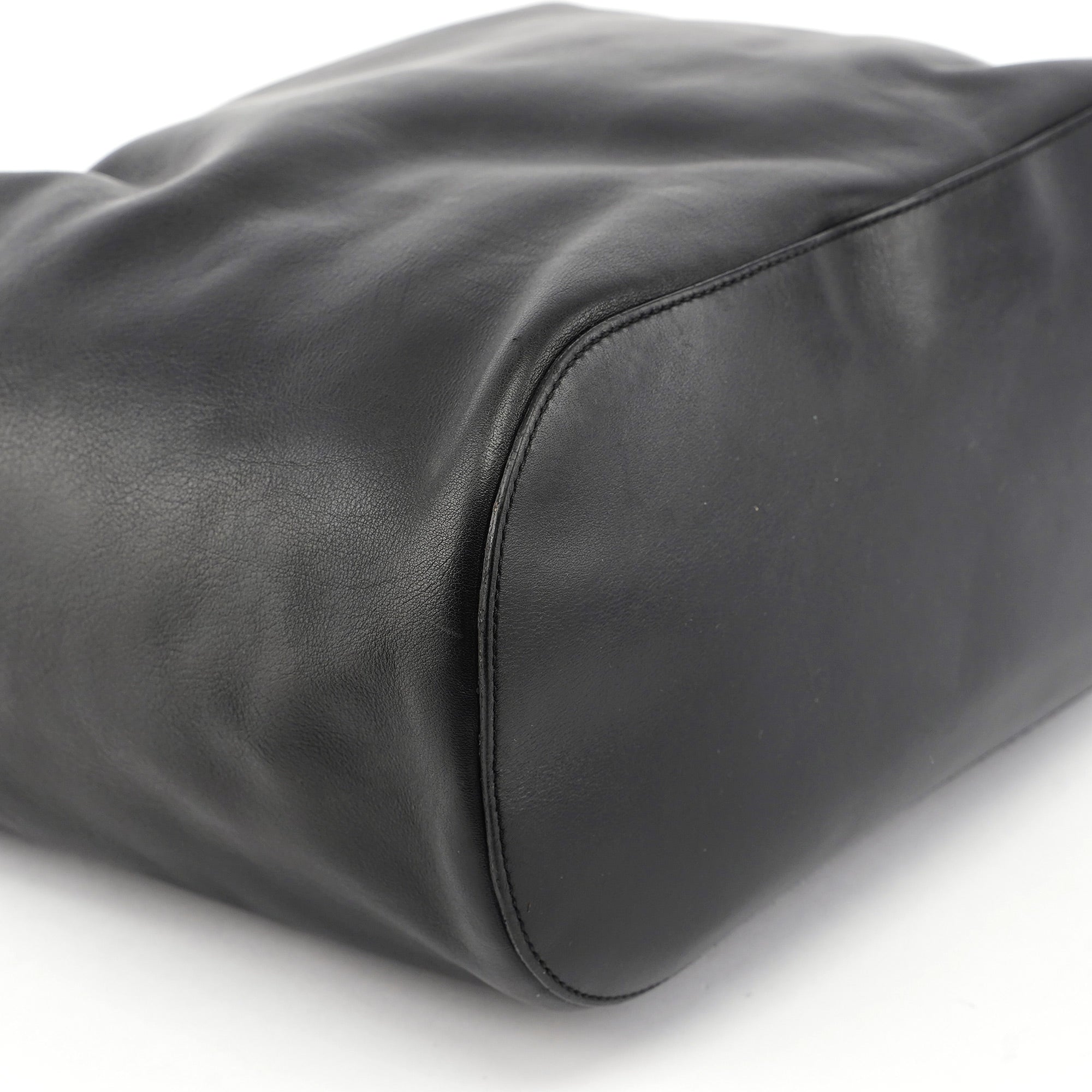 1999 Black Calfskin Ring Bag