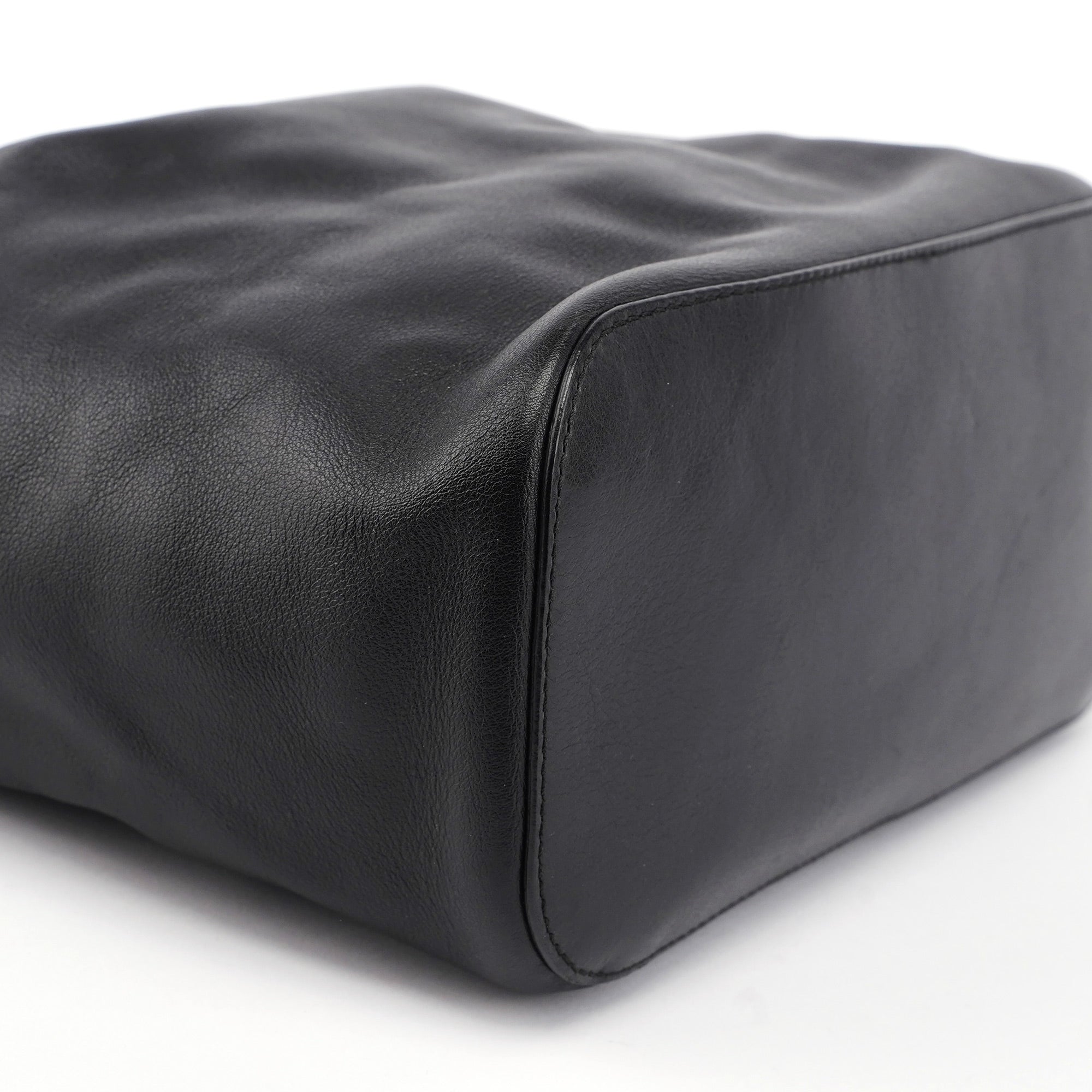 1999 Black Calfskin Ring Bag
