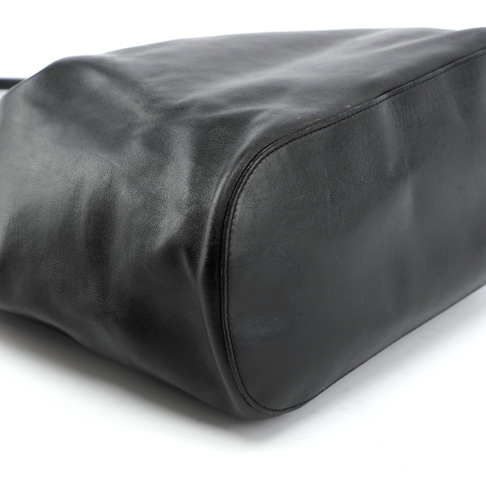 1999 Black Calfskin Ring Bag
