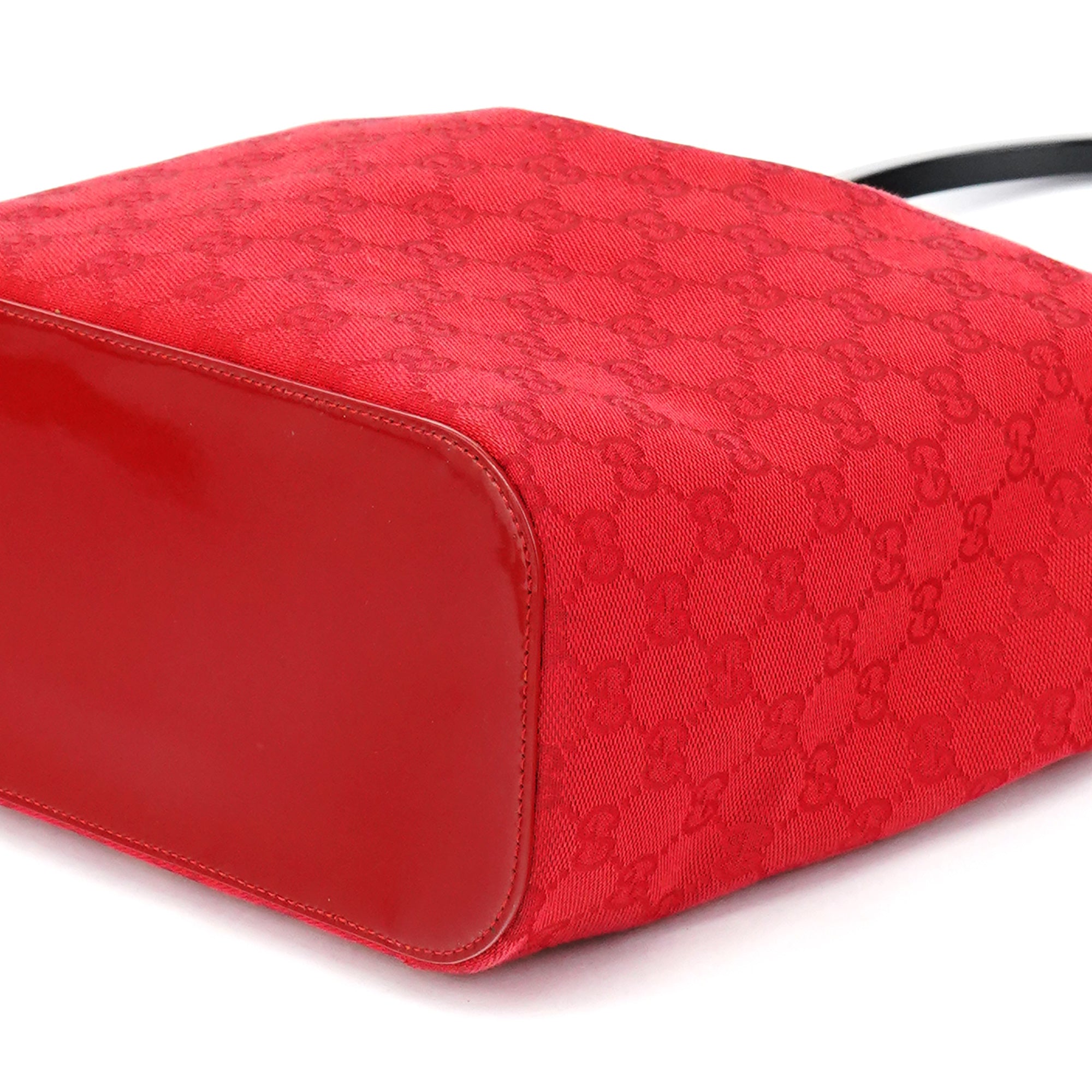 1999 Red GG Canvas Loop Shoulder Bag