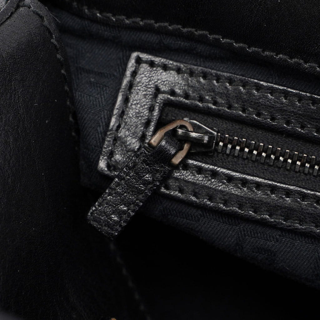 2002 Black Leather Runway Wood Handle Bag