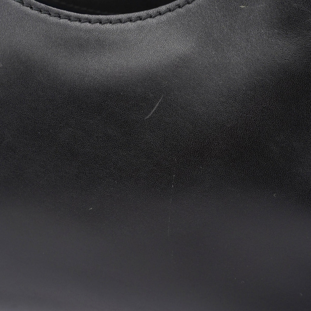 2002 Calfskin Wood Handle Shoulder Bag