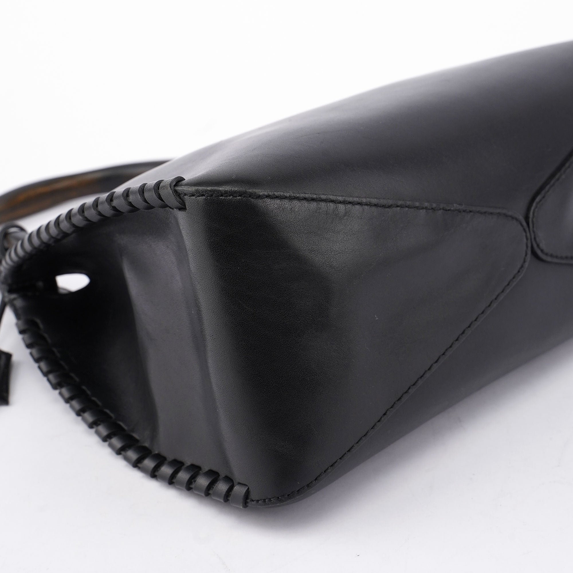 2002 Vitello Wood Handle Shoulder Bag