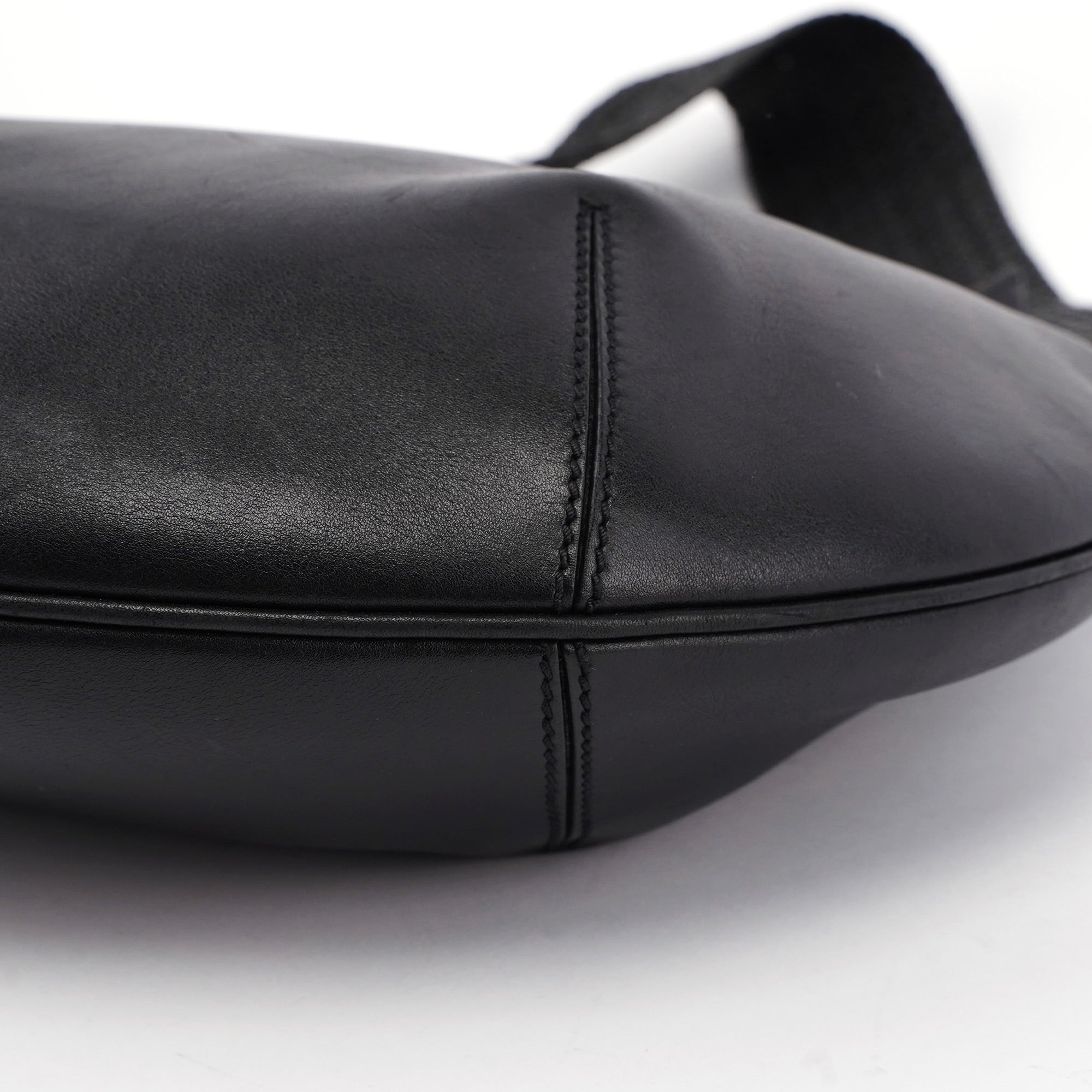 2003 Black Calfskin Hobo Shoulder Bag