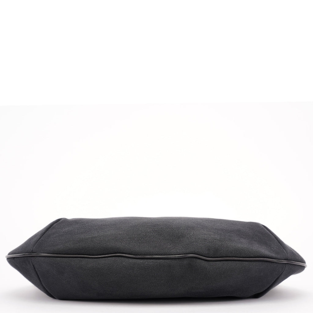 2003 Black Canvas Shoulder Bag