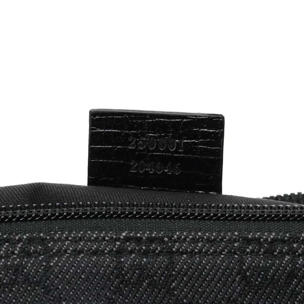 250001 Anthracite Denim GG Boat Pochette