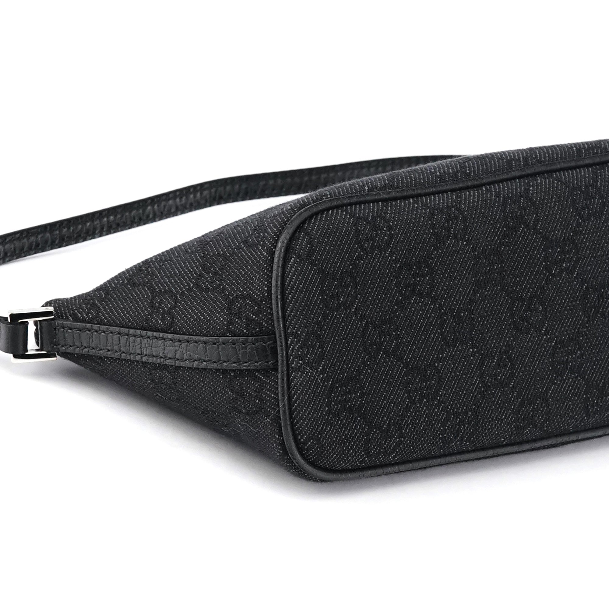 250001 Anthracite Denim GG Boat Pochette