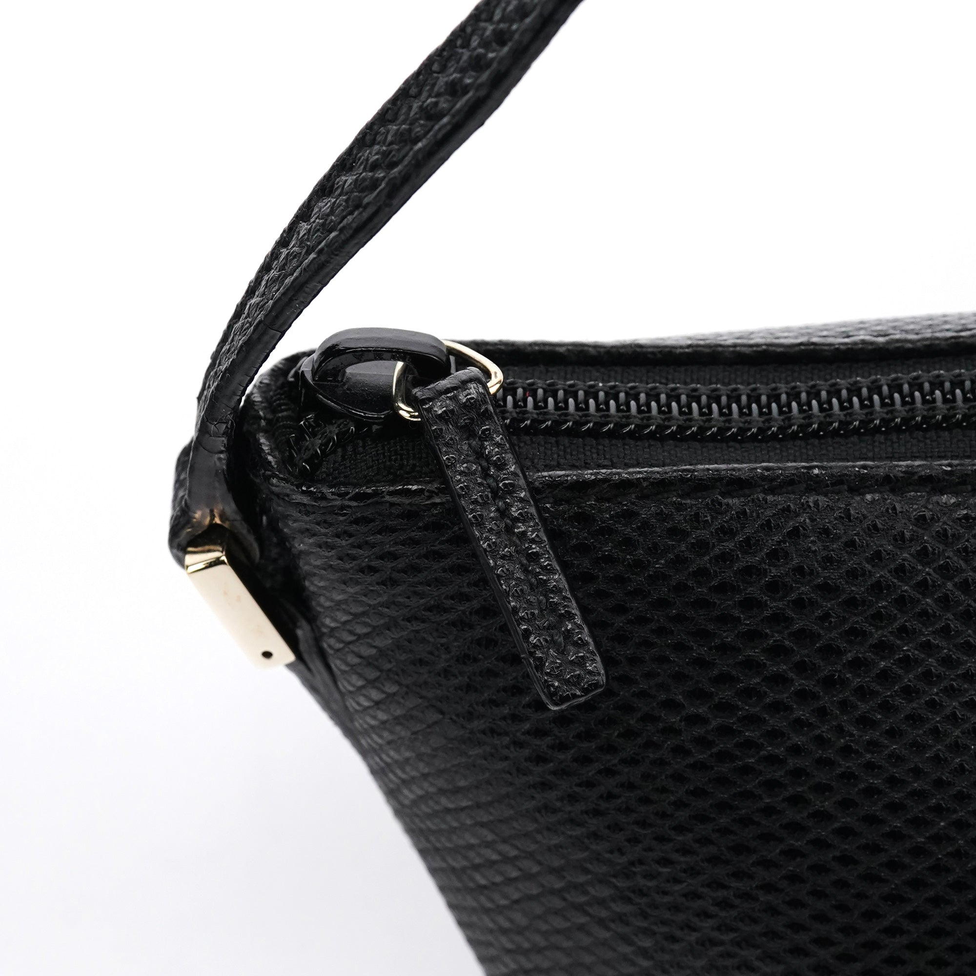 250001 Black Lizard Embossed Leather Boat Pochette