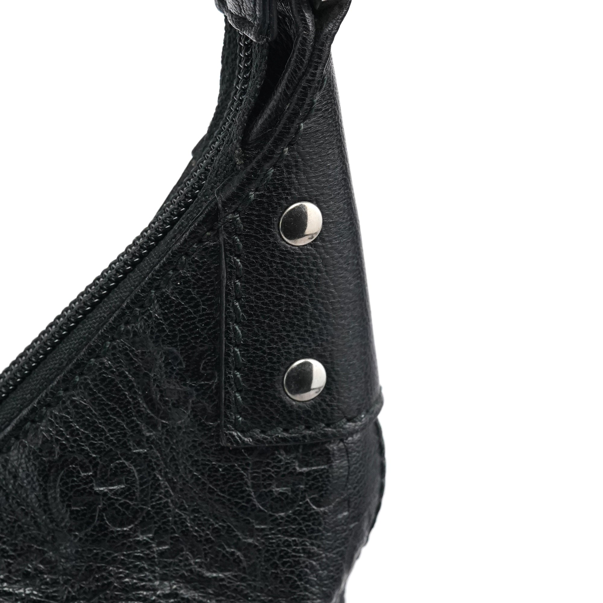 253336 Black GG Embossed Leather Shoulder Bag