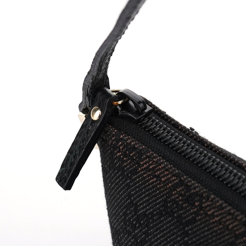 257300 Anthracite GG Denim Boat Pochette
