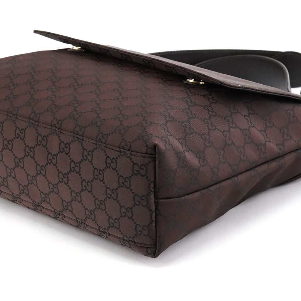 272351 Brown GG Canvas Crossbody Bag