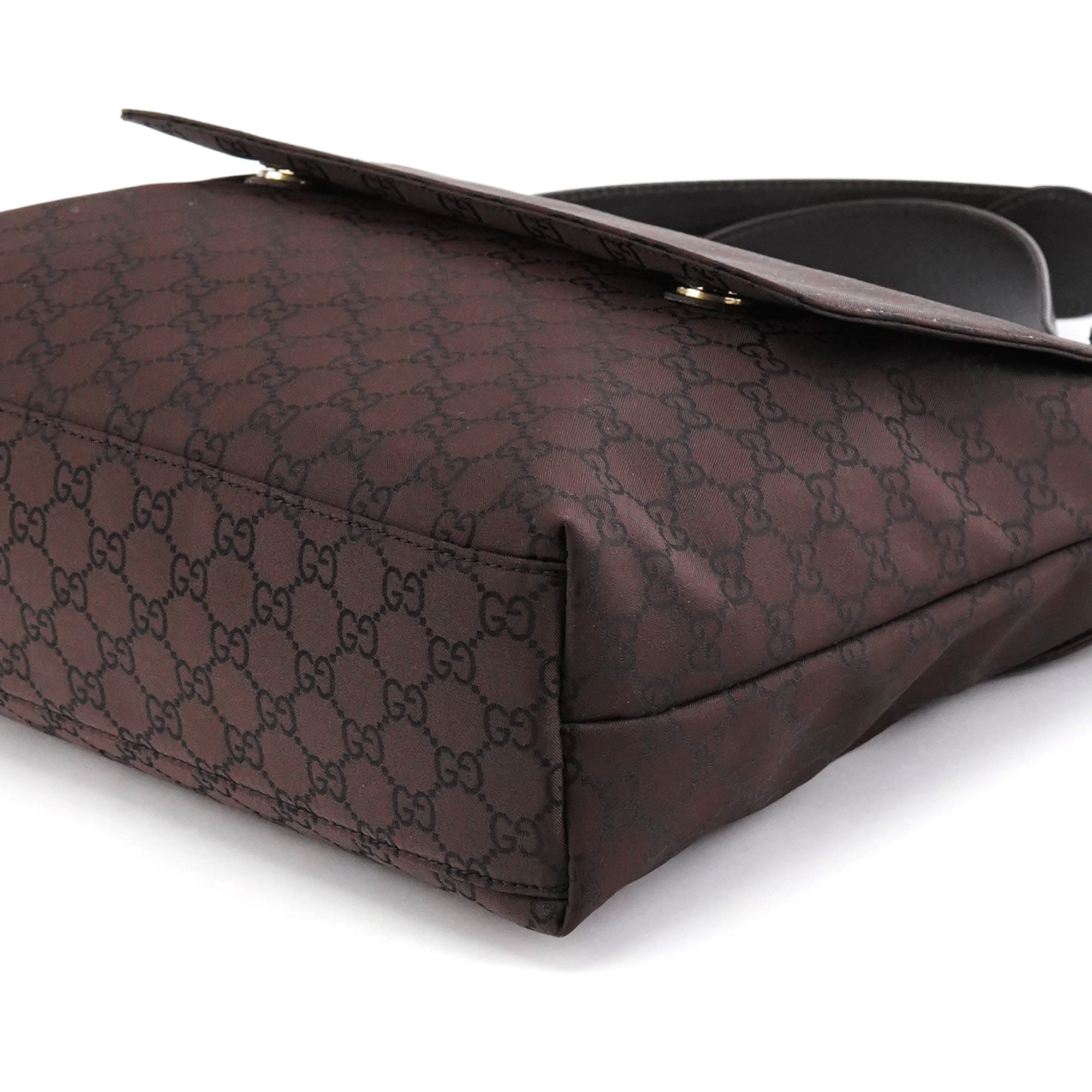 272351 Brown GG Canvas Crossbody Bag