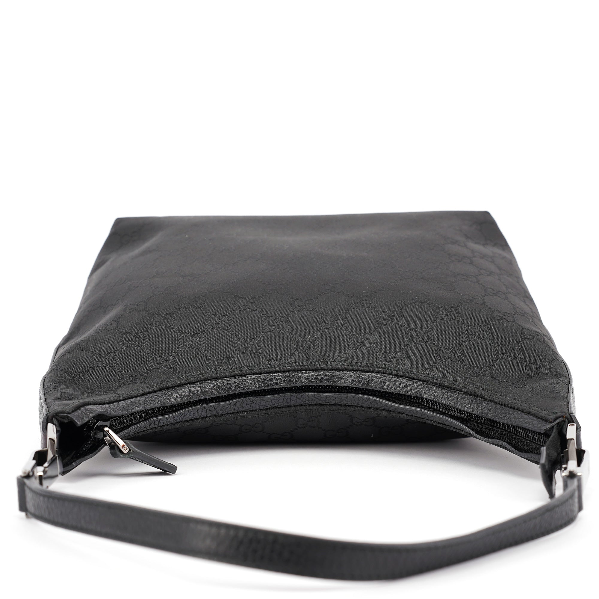 28335 Black GG Shoulder Bag