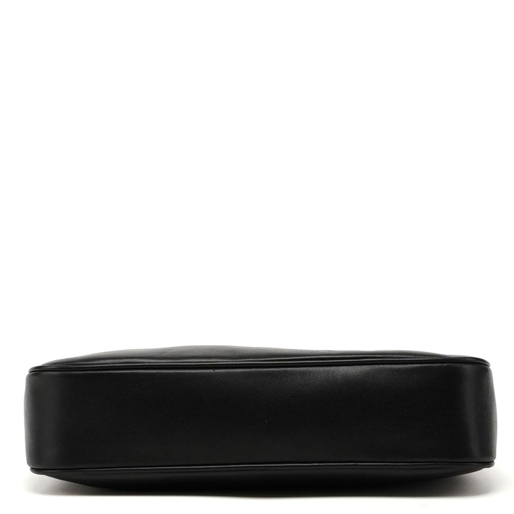 4870. Black Leather Bamboo Hobo Bag