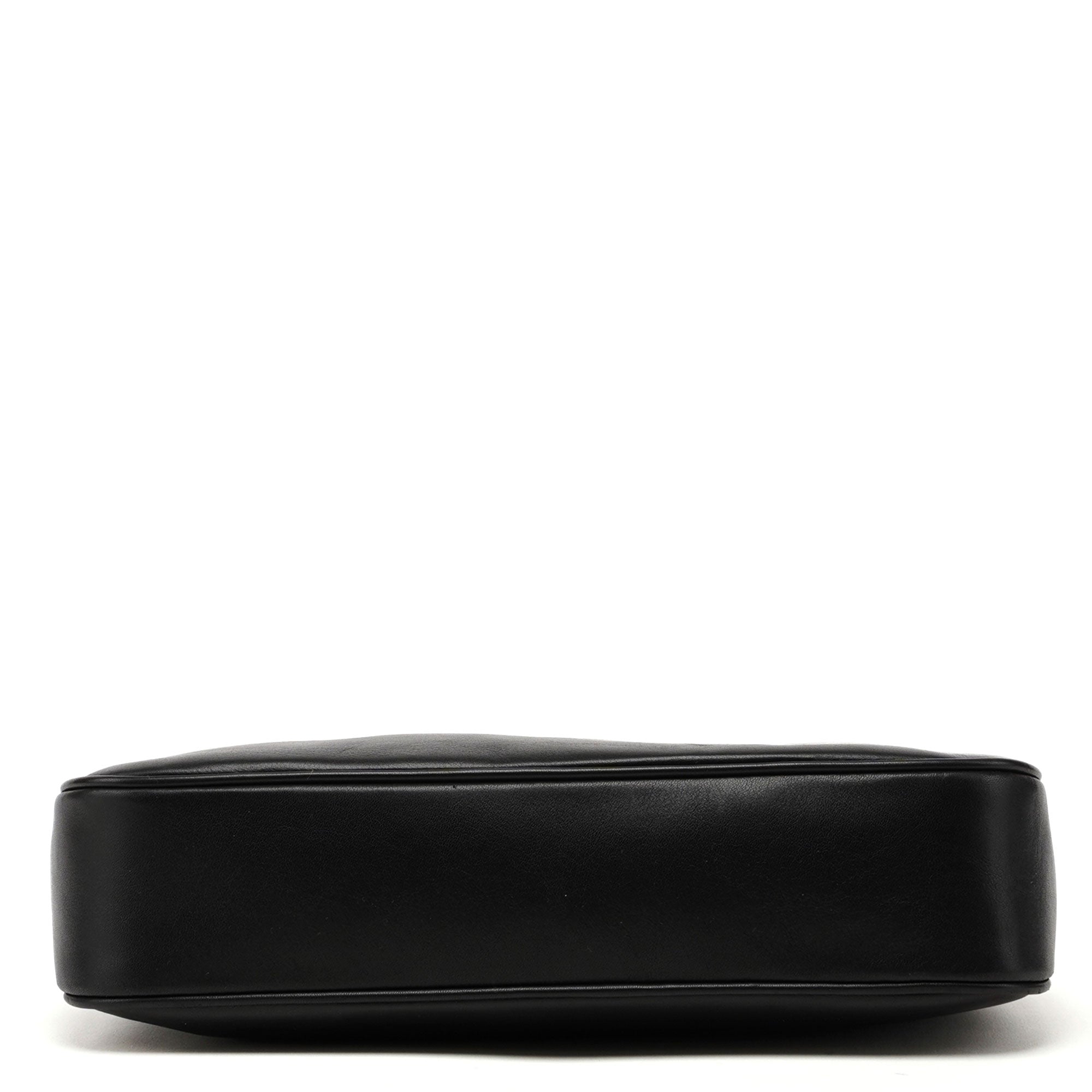 4870. Black Leather Bamboo Hobo Bag