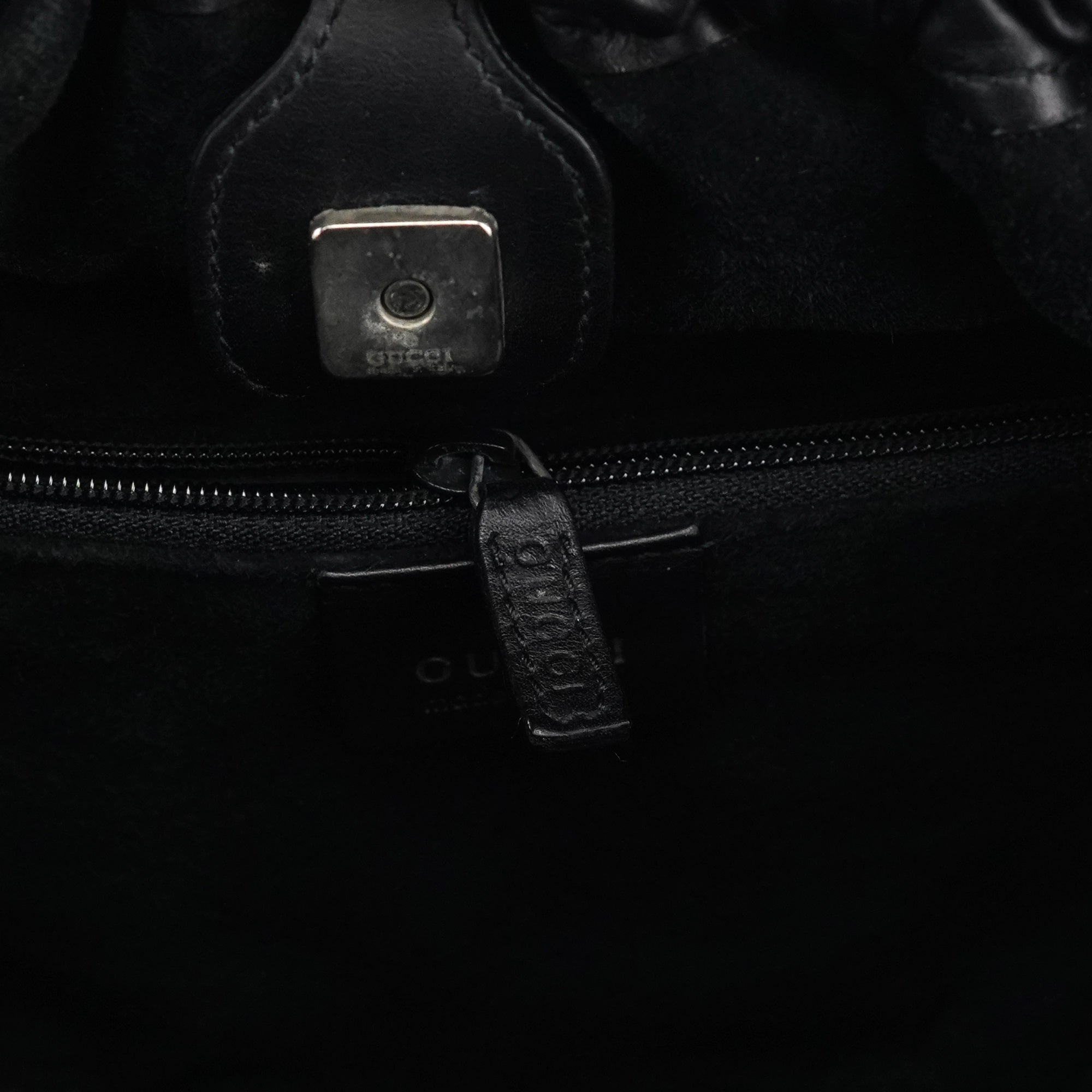 76554 Black Calfskin Ruched Bag