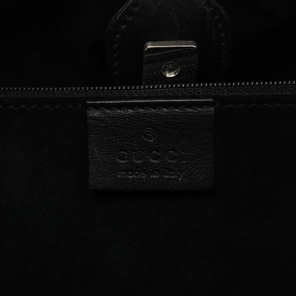 76554 Black Calfskin Ruched Handbag