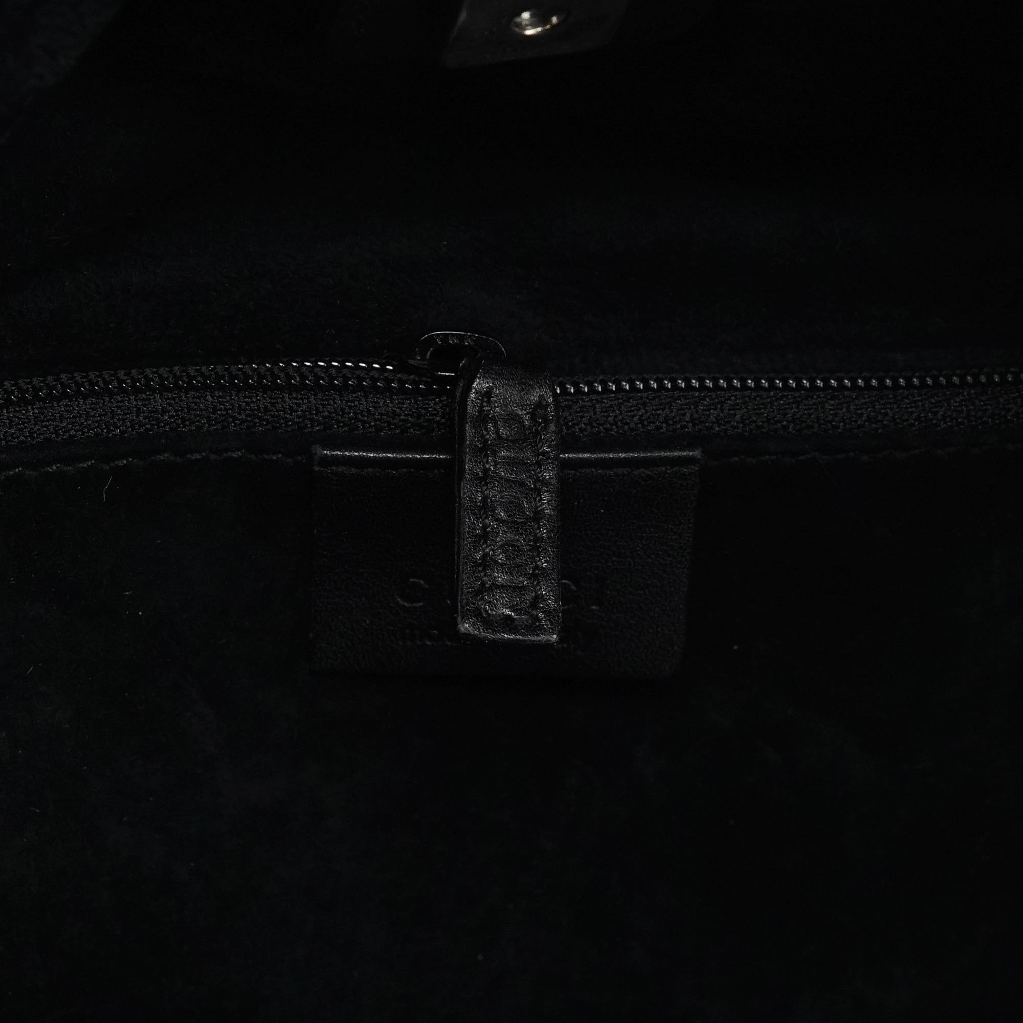 76554 Black Calfskin Ruched Handbag