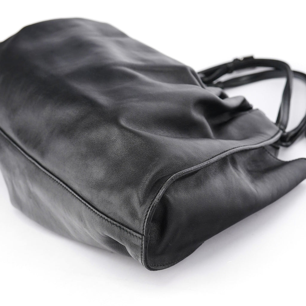 76554 Black Leather Ruched Bag