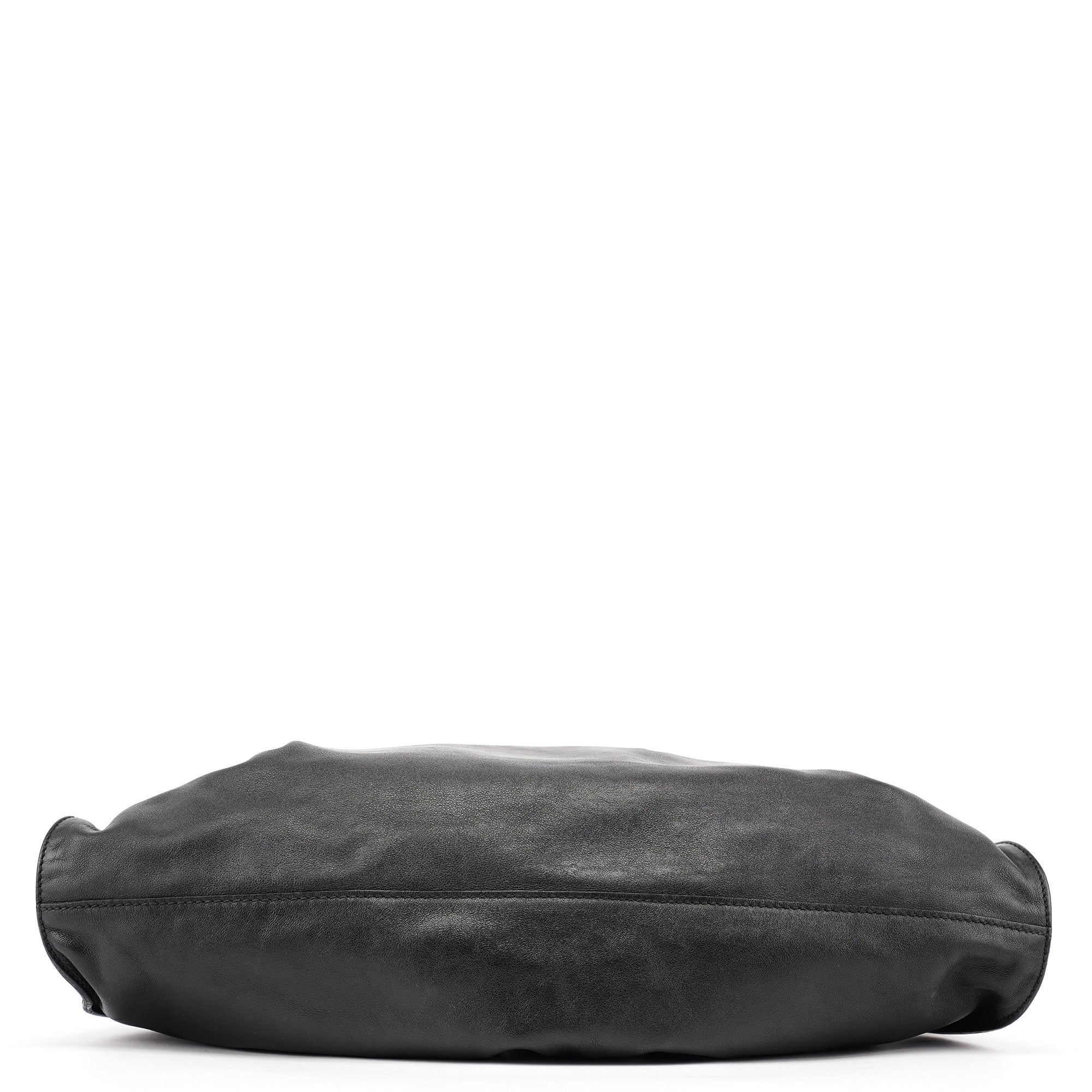 76554 Black Leather Ruched Bag