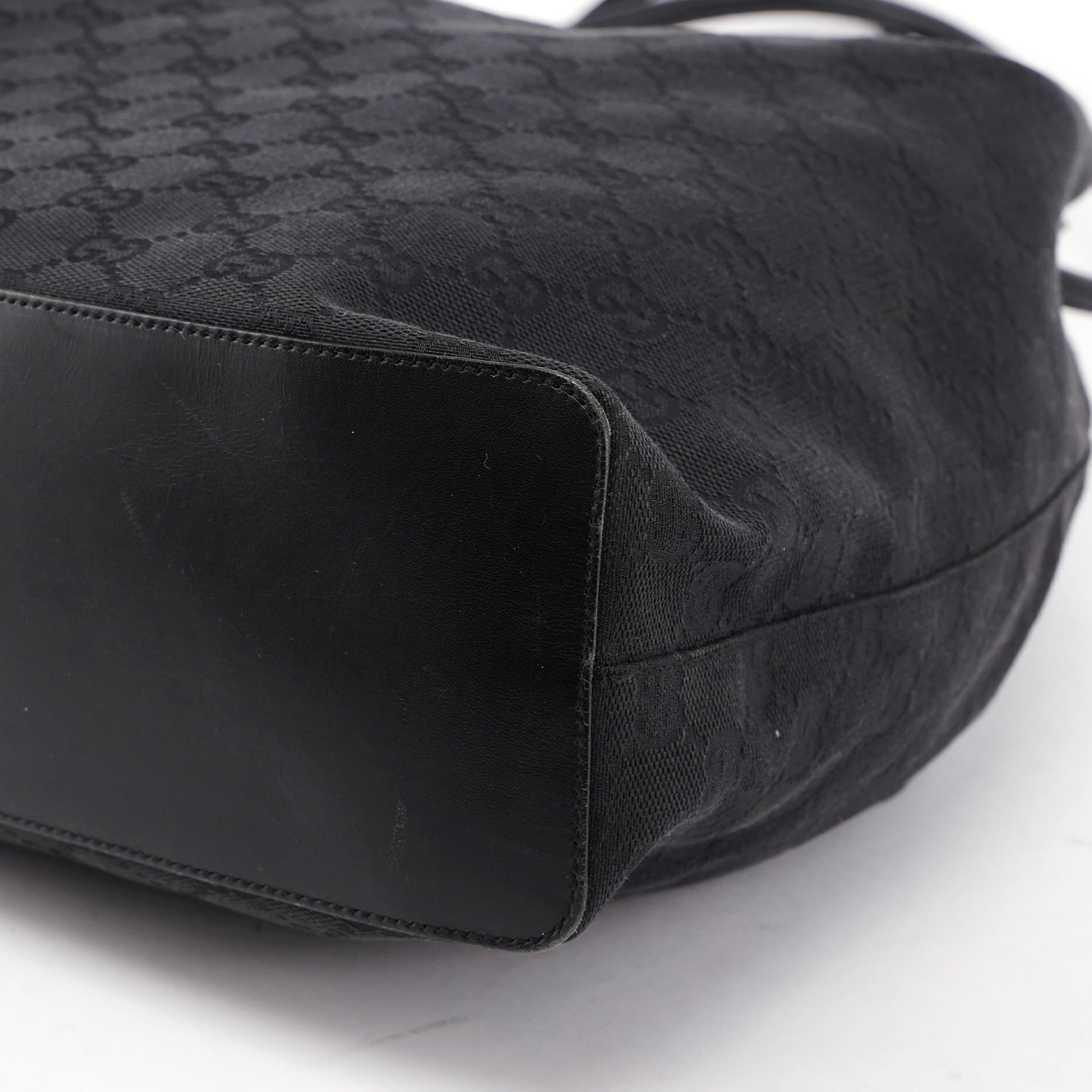 90640 Black GG Drawstring Shoulder Bag
