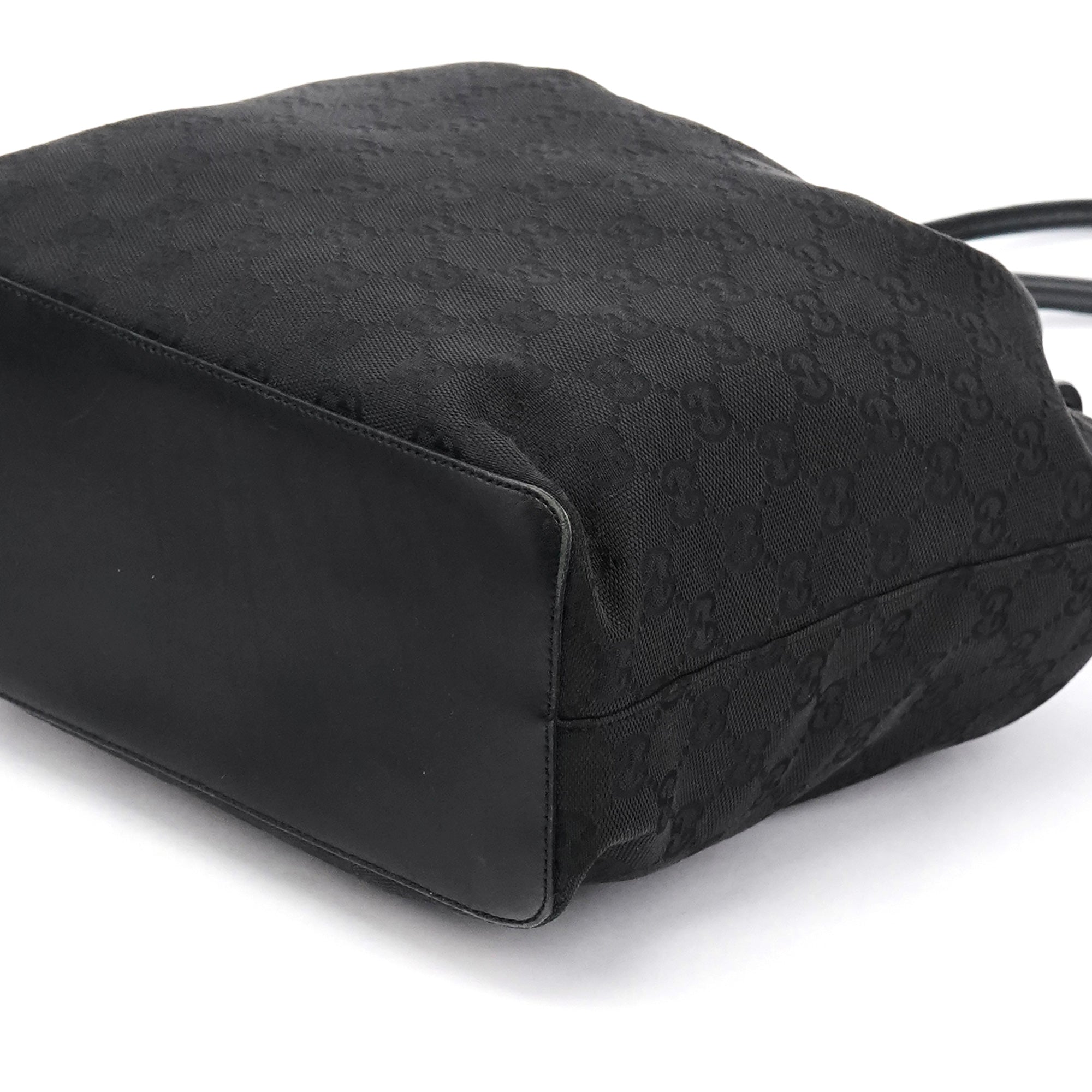 90644 Black GG Canvas Drawstring Shoulder Bag