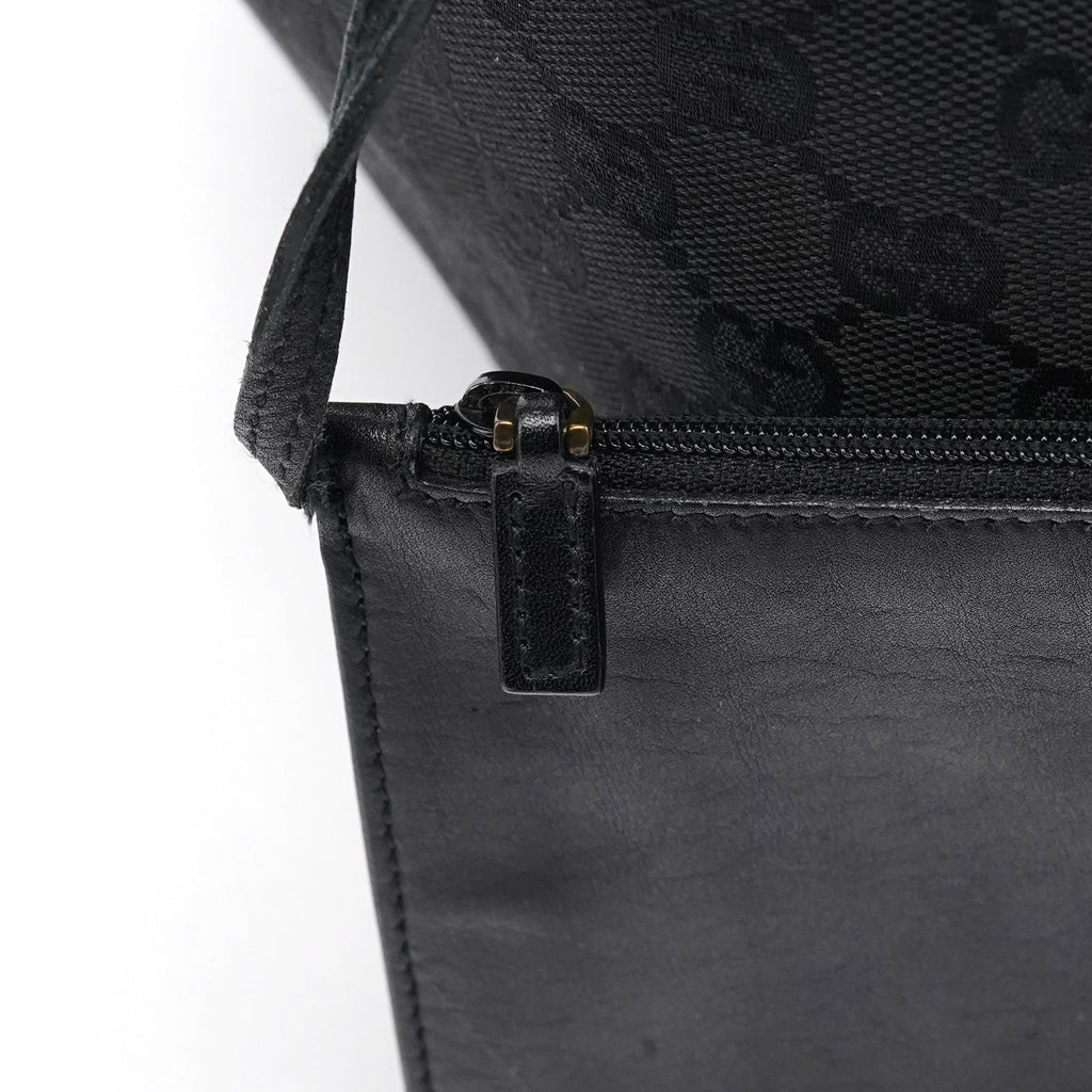 90644 Black GG Canvas Drawstring Shoulder Bag