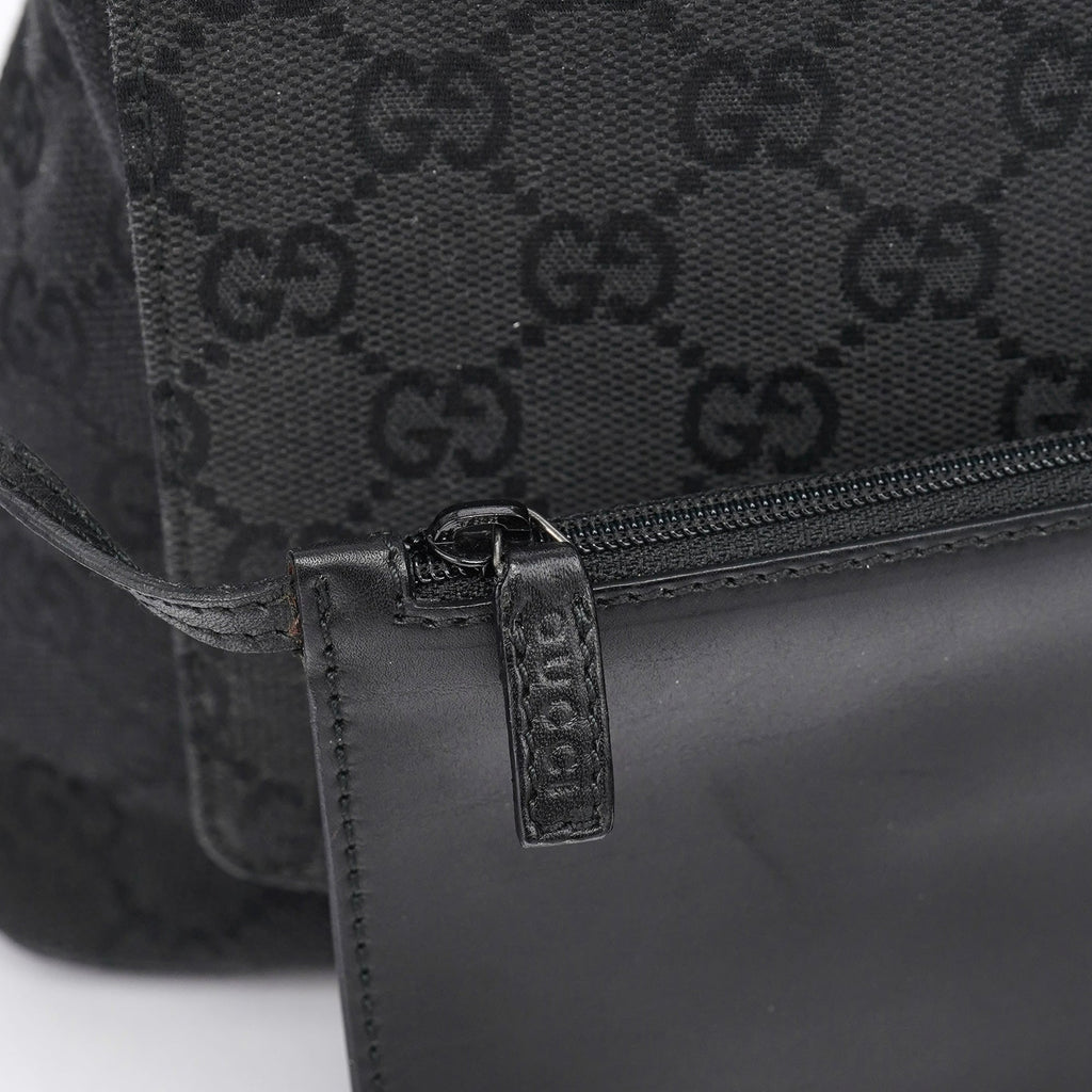 90646 Black GG Leather Shoulder Bag