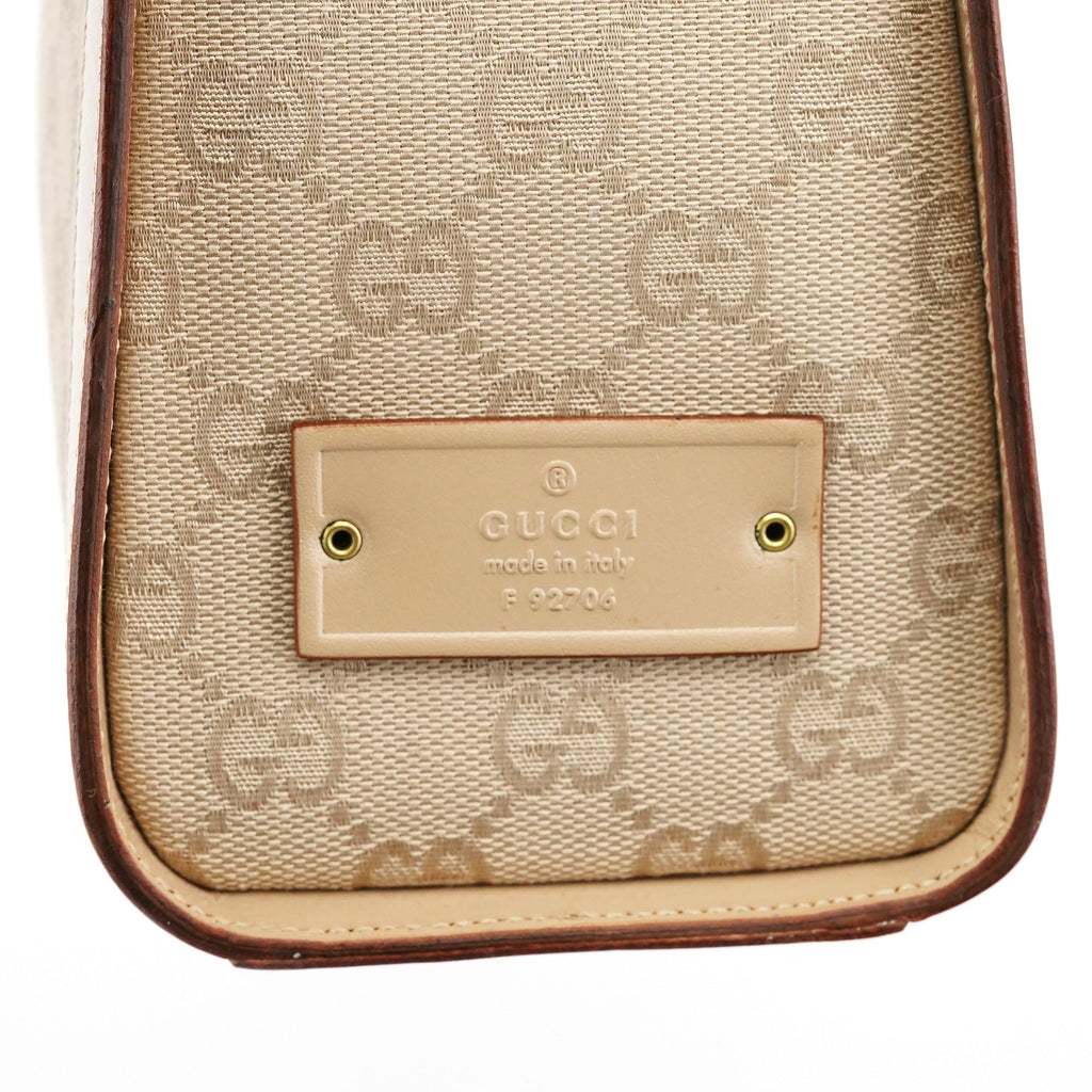 92706 Beige GG Canvas Shoulder Bag
