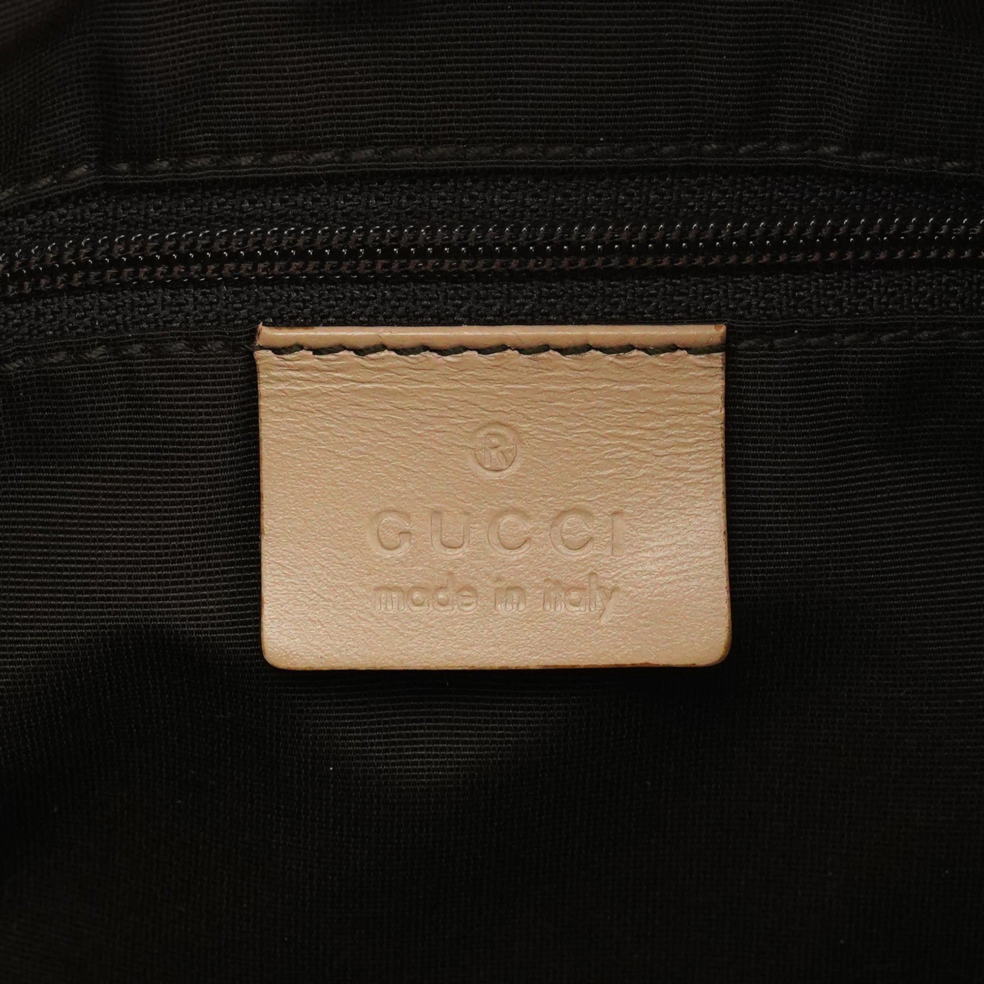 92706 Beige GG Canvas Shoulder Bag