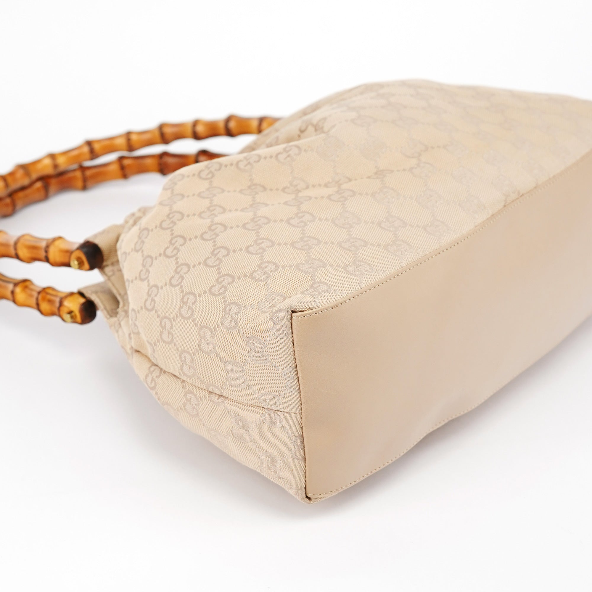 92709 Beige GG Bamboo Handle Shoulder Bag