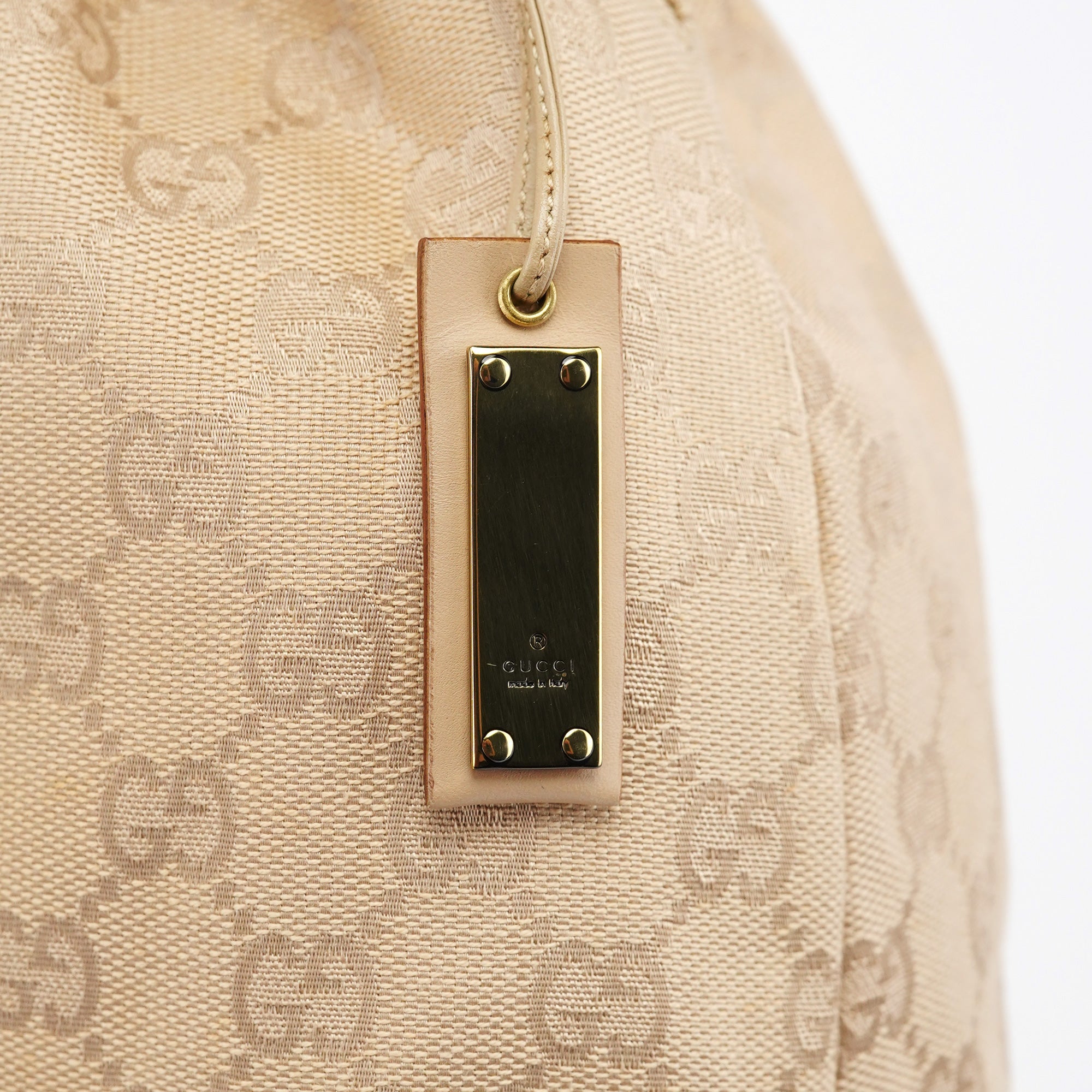92709 Beige GG Bamboo Handle Shoulder Bag