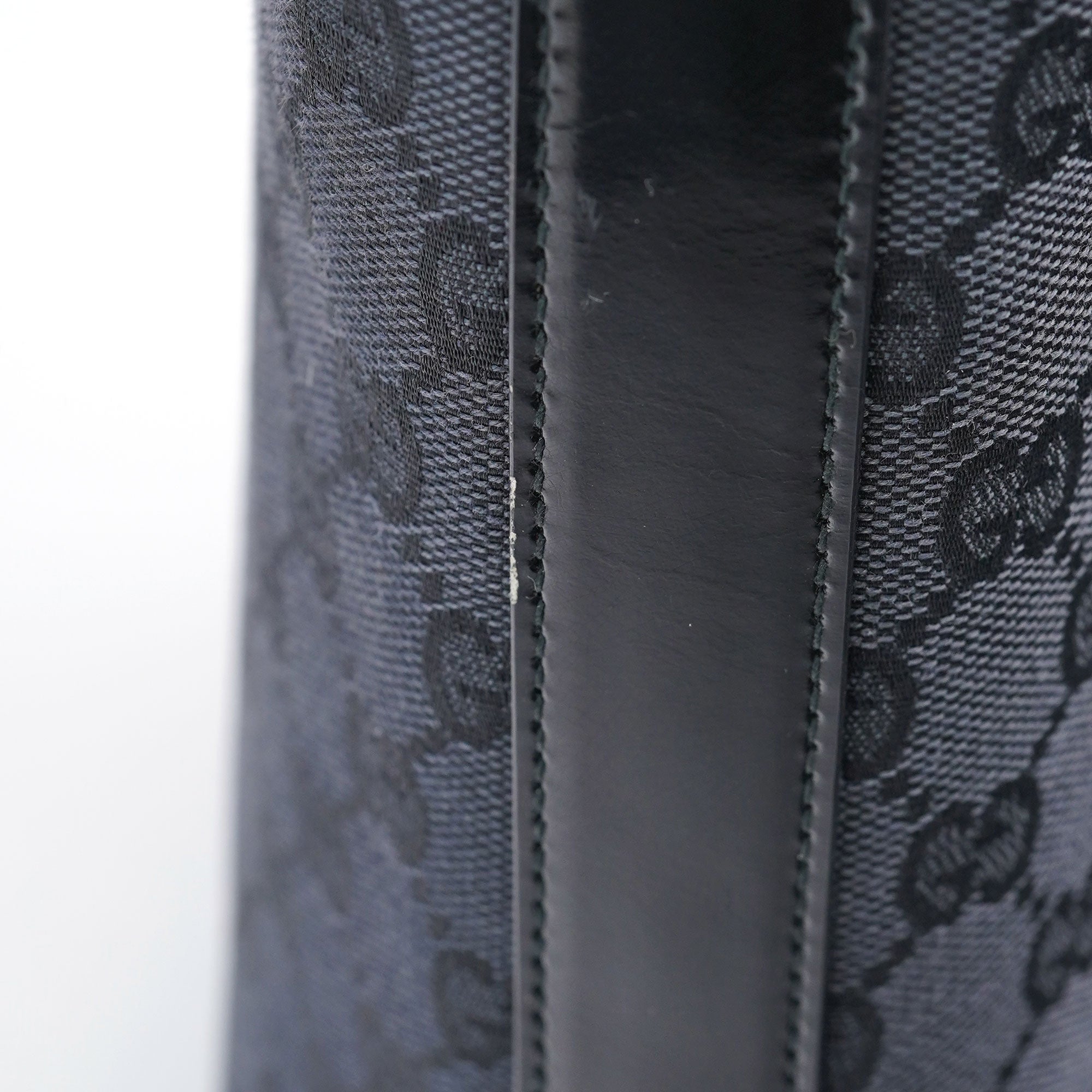 Anthracite GG Plastic Bucket Bag