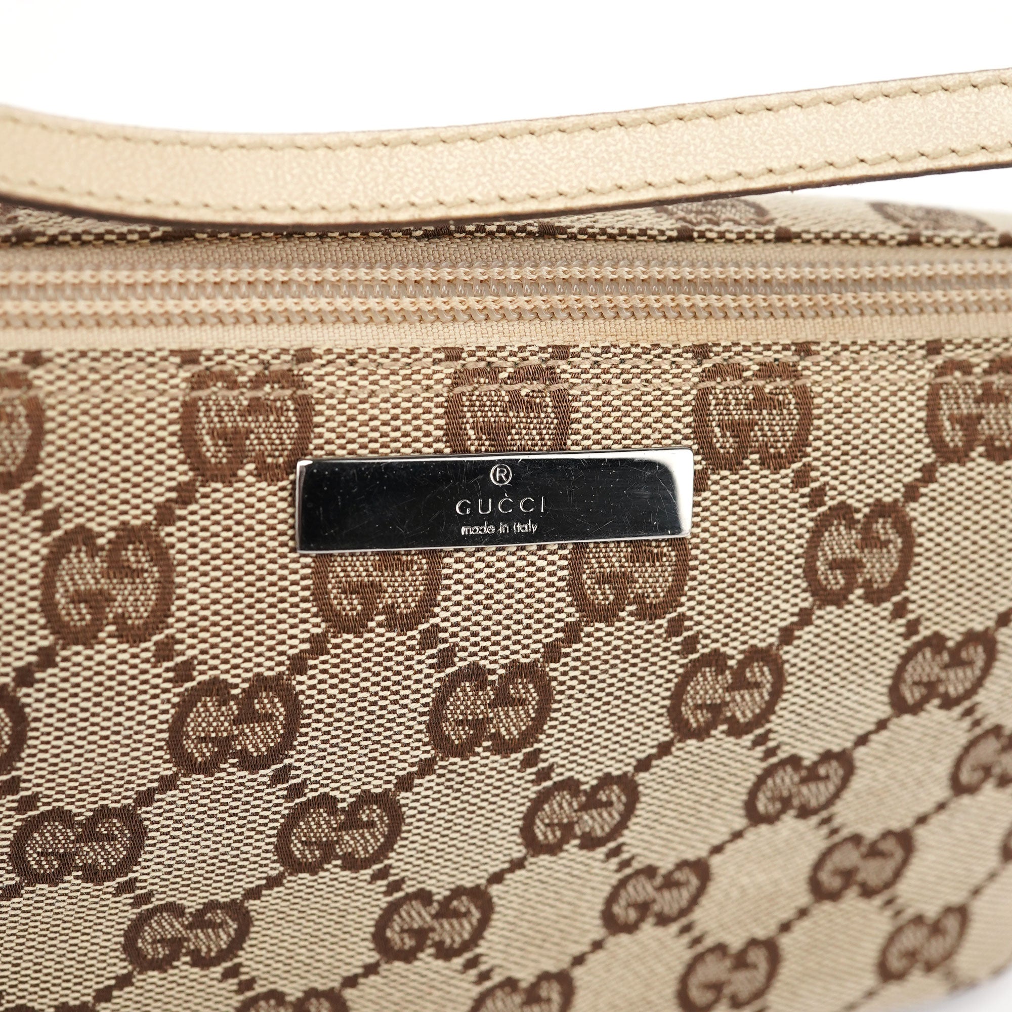 Beige GG Boat Pochette