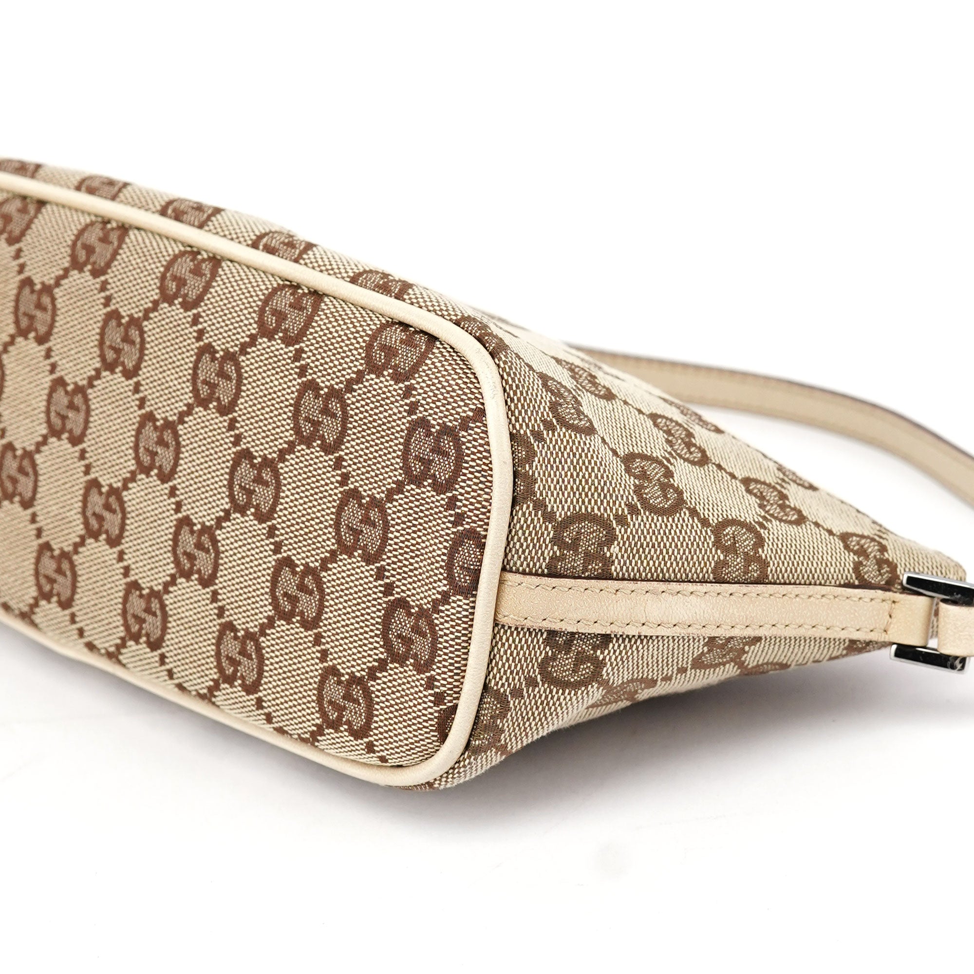 Beige GG Boat Pochette