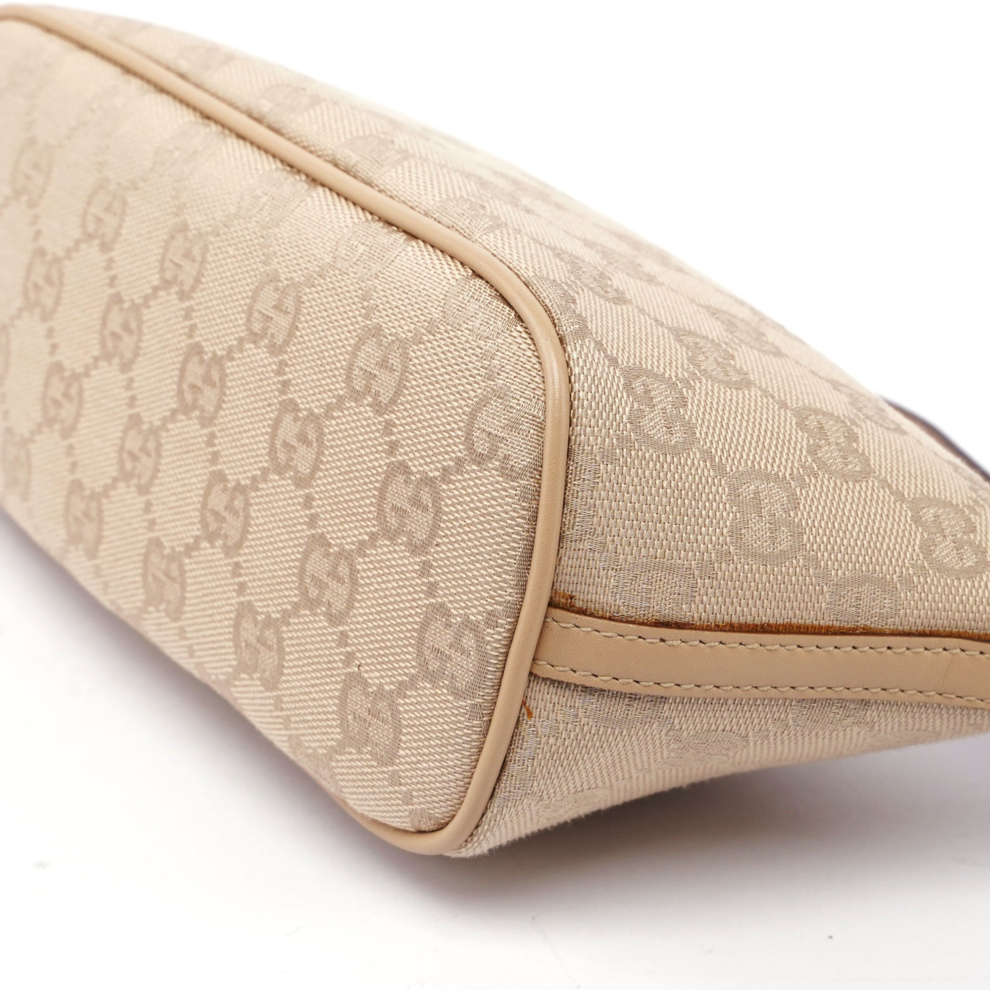 Beige GG Boat Pochette