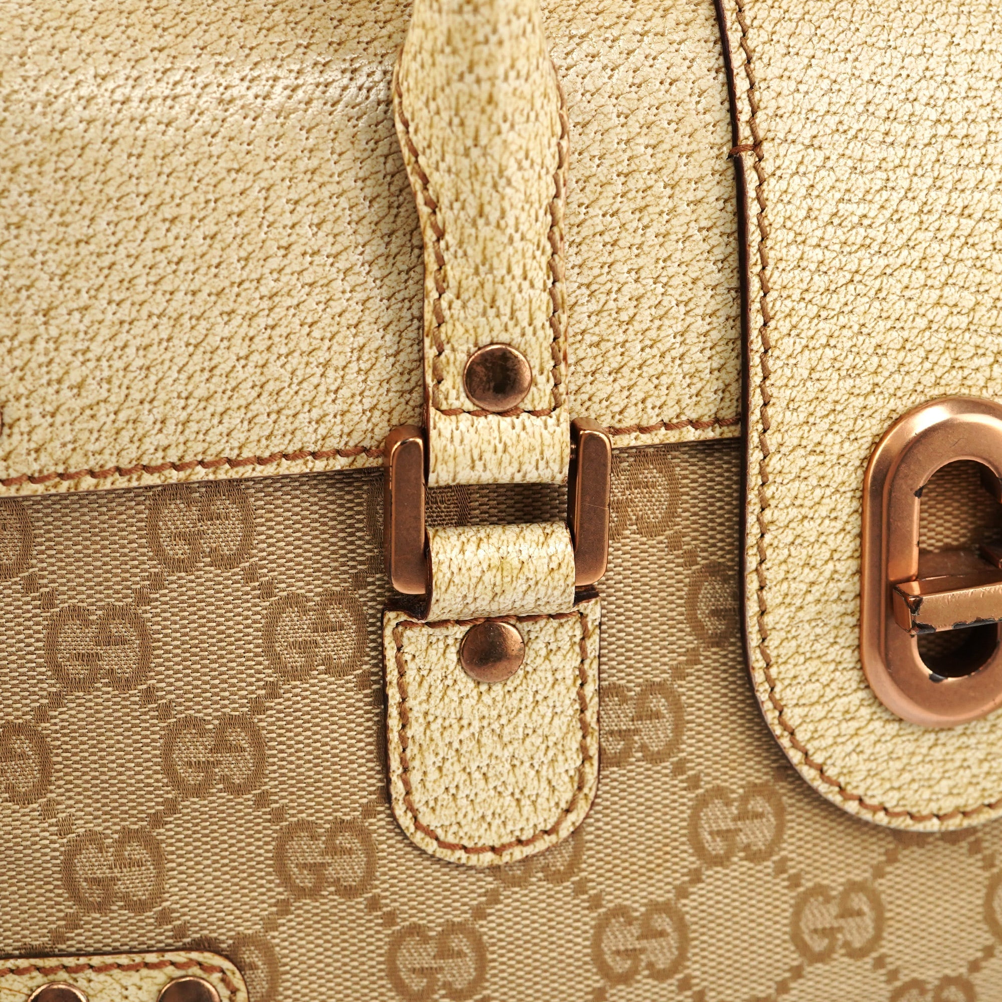 Beige White GG Turnlock Tote Bag