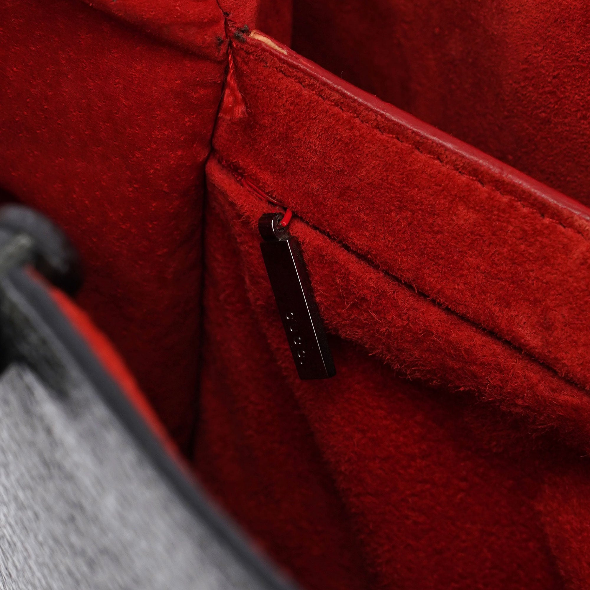 Black Bamboo Tote Red Int