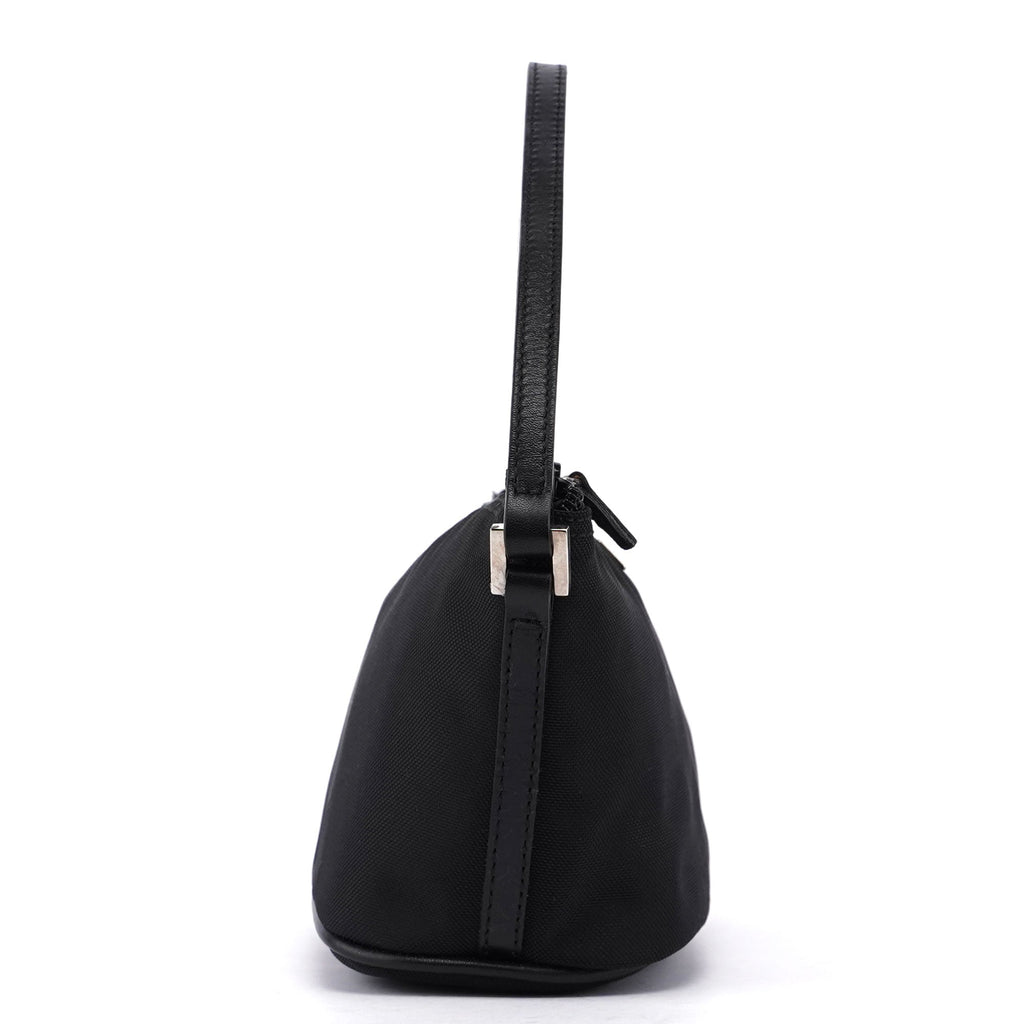 Black Canvas Boat Pochette